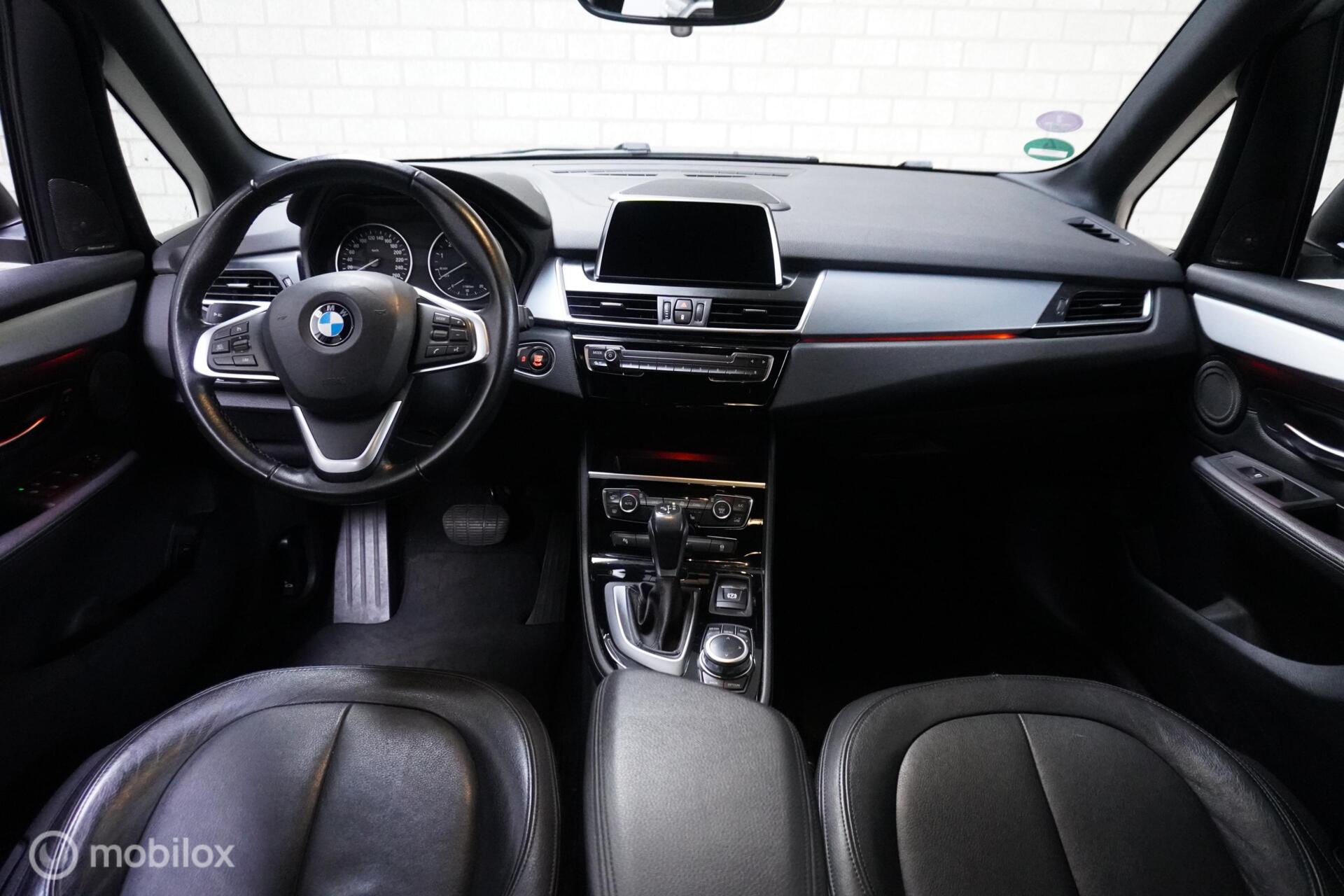 Foto van BMW 220i Active Tourer