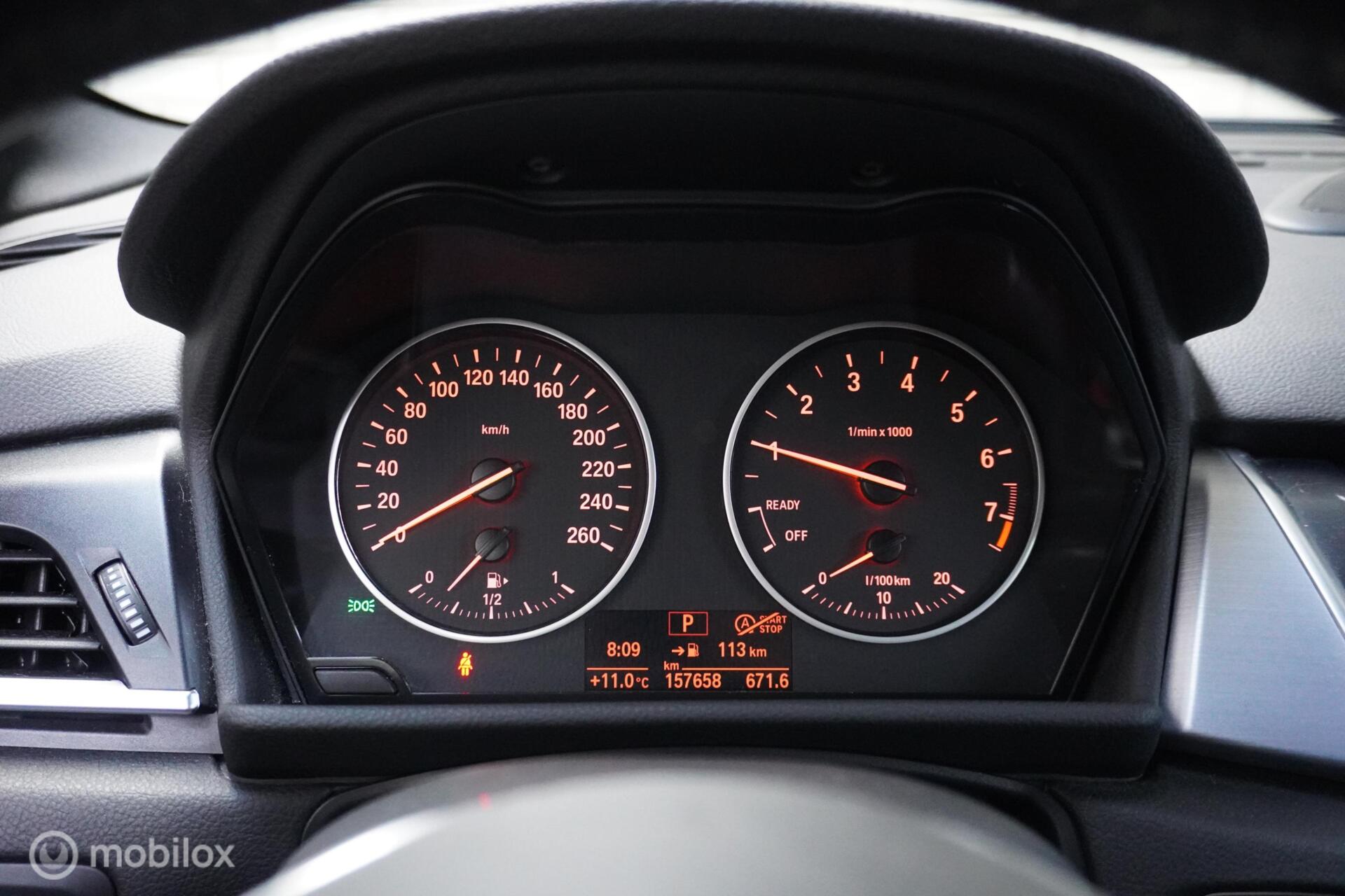 Foto van BMW 220i Active Tourer