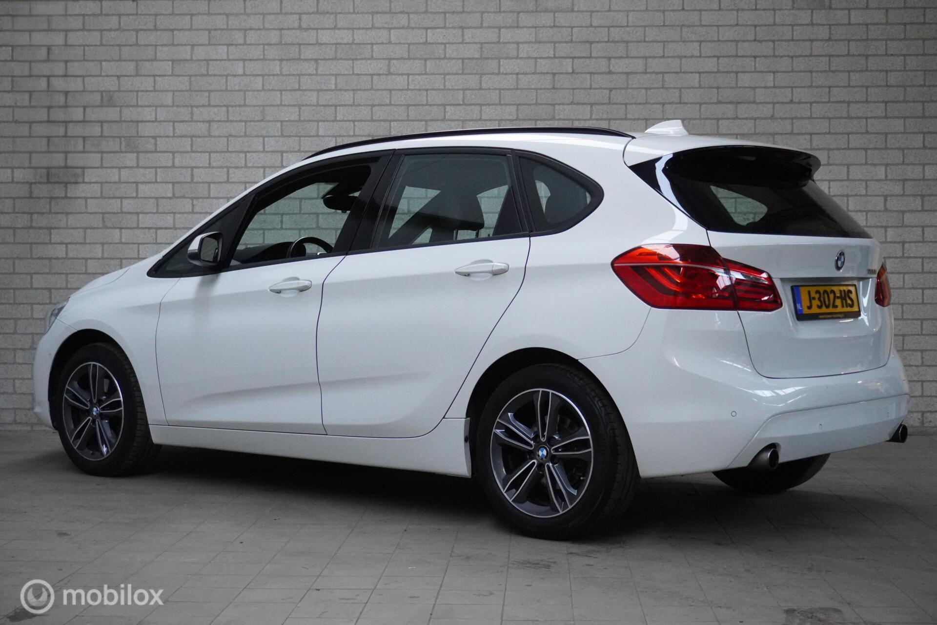 Foto van BMW 220i Active Tourer
