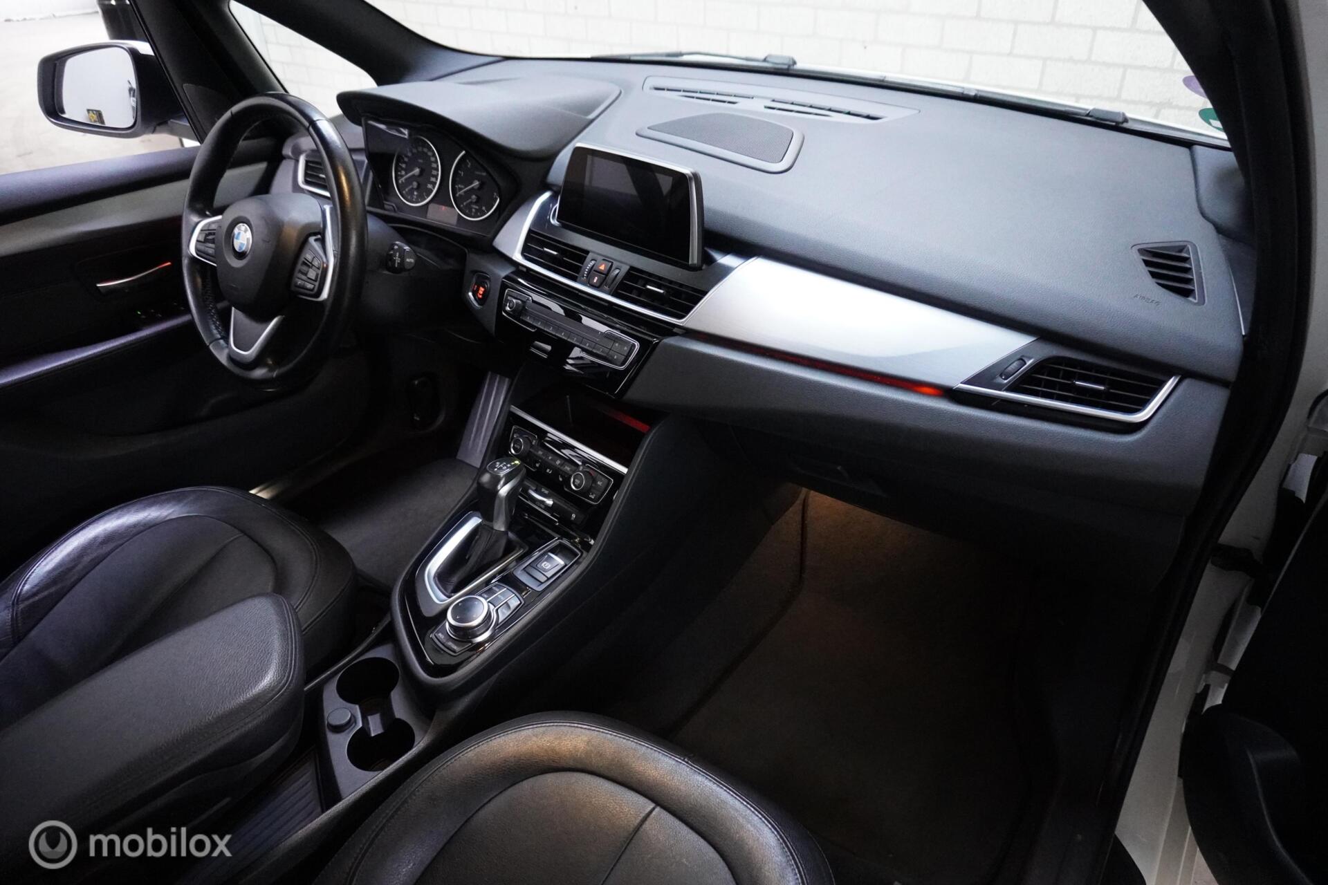 Foto van BMW 220i Active Tourer