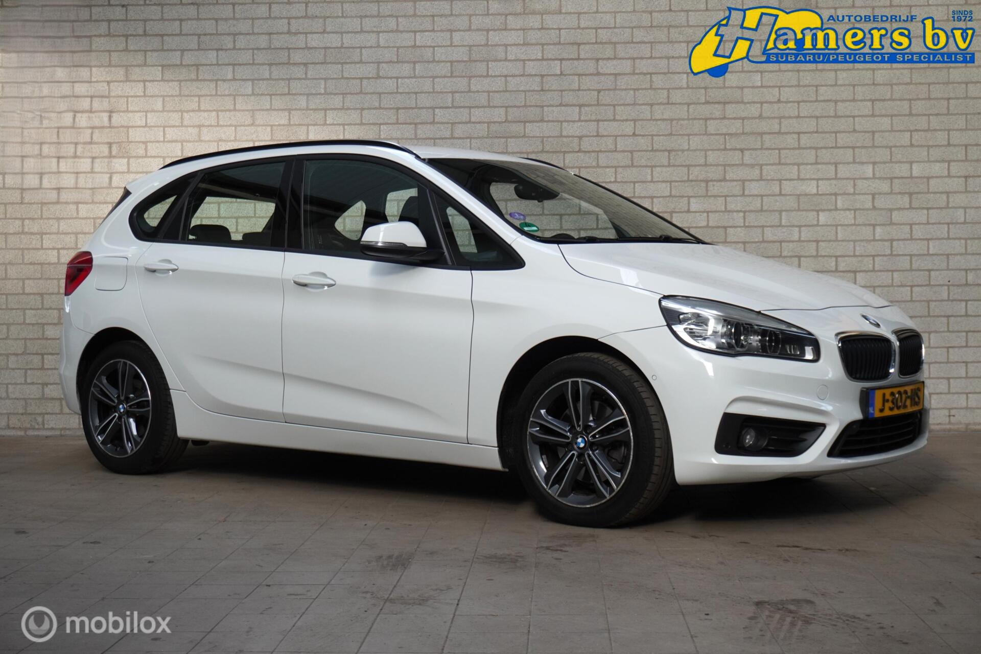 BMW 220i Active Tourer 220i Executive 2018 - voorkant