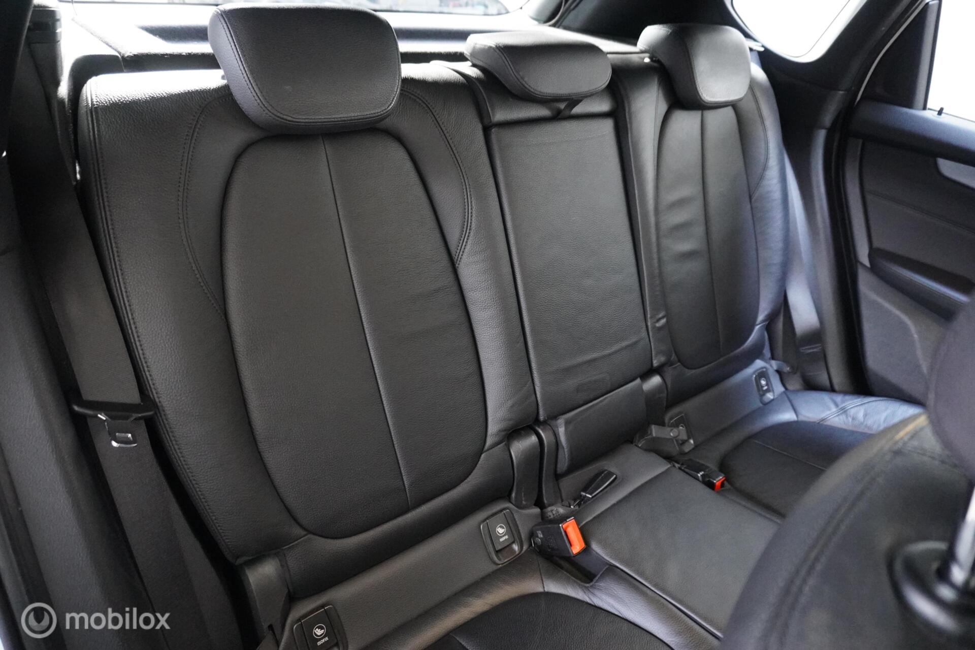 Foto van BMW 220i Active Tourer
