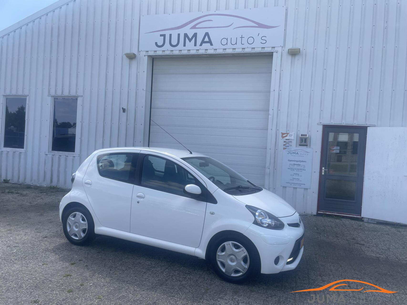 Toyota Aygo 1.0 VVT-i Aspiration , Airco, Nav 2014 - voorkant