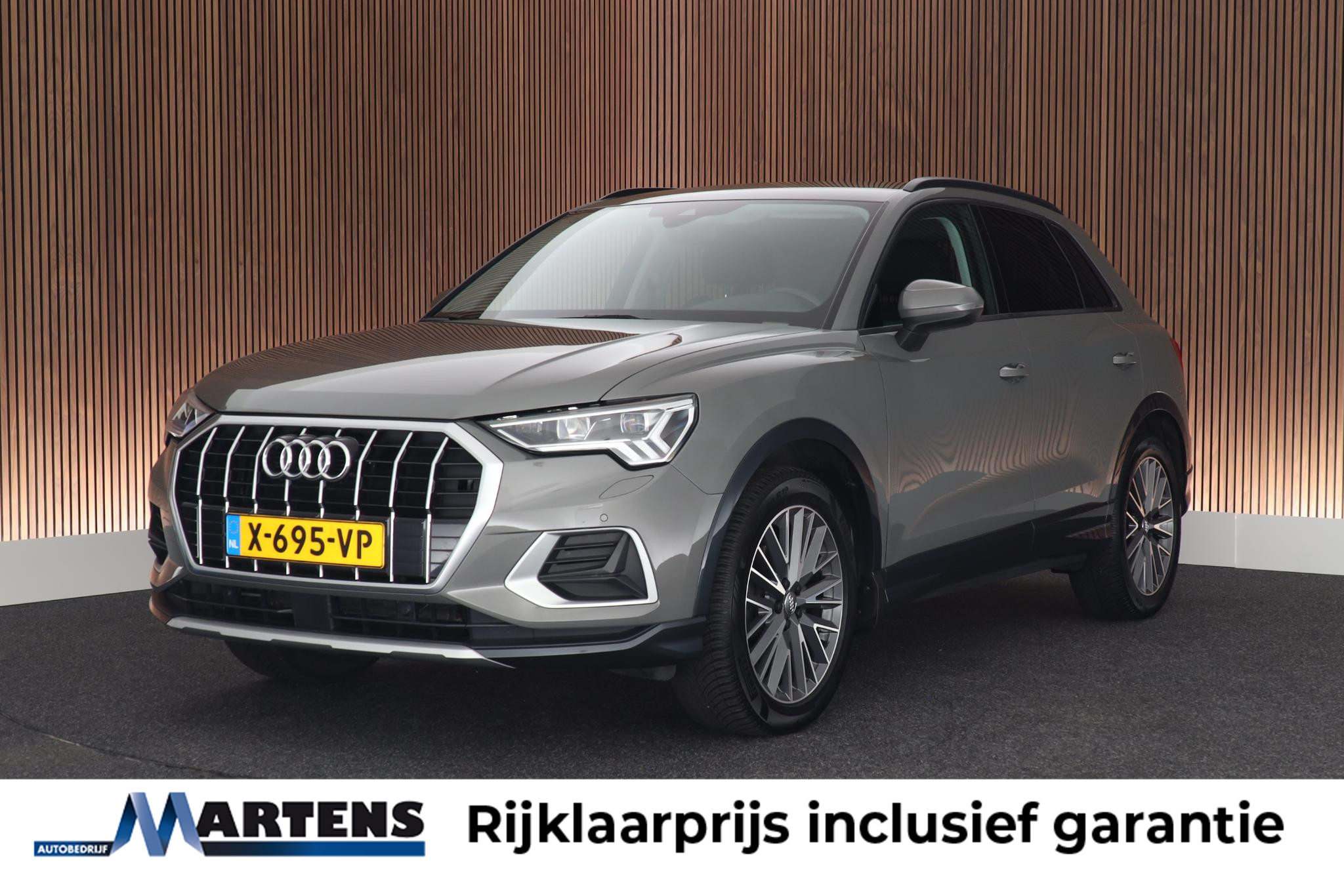 Audi Q3 35 TFSI 150pk S-Tronic Business Edition 2021 - voorkant