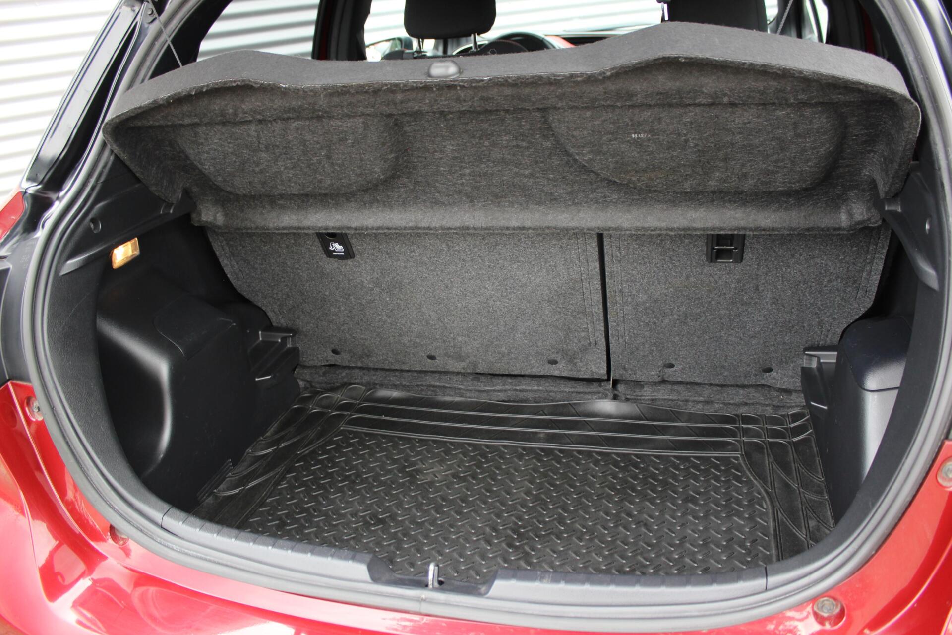 Foto van Toyota Toyota Yaris Hybrid