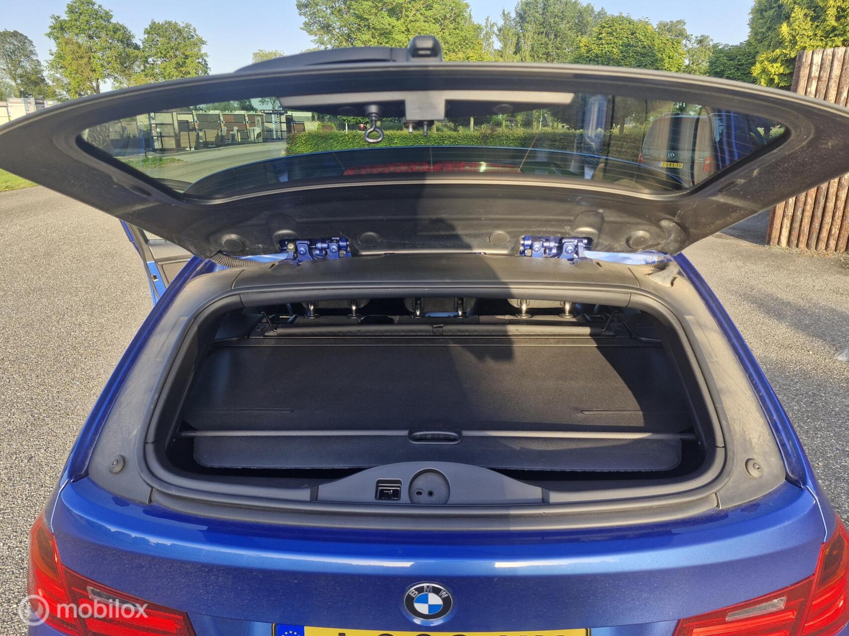 Foto van BMW 320i
