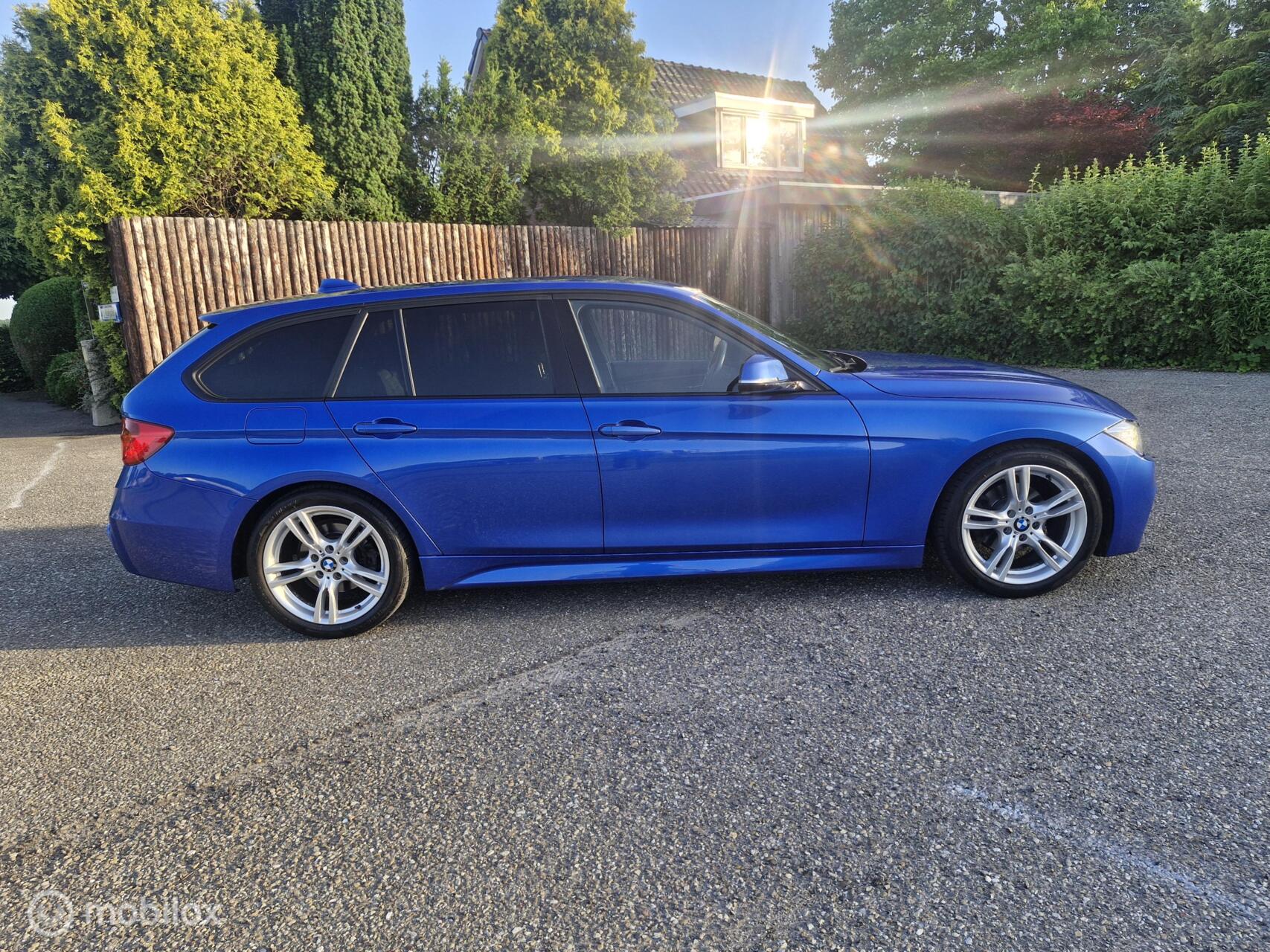 Foto van BMW 320i