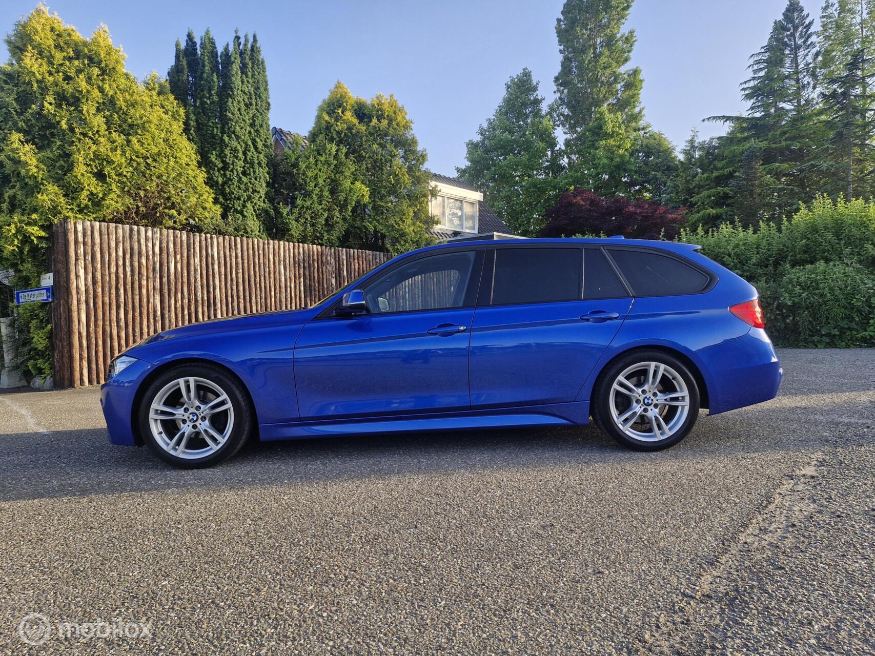 Foto van BMW 320i
