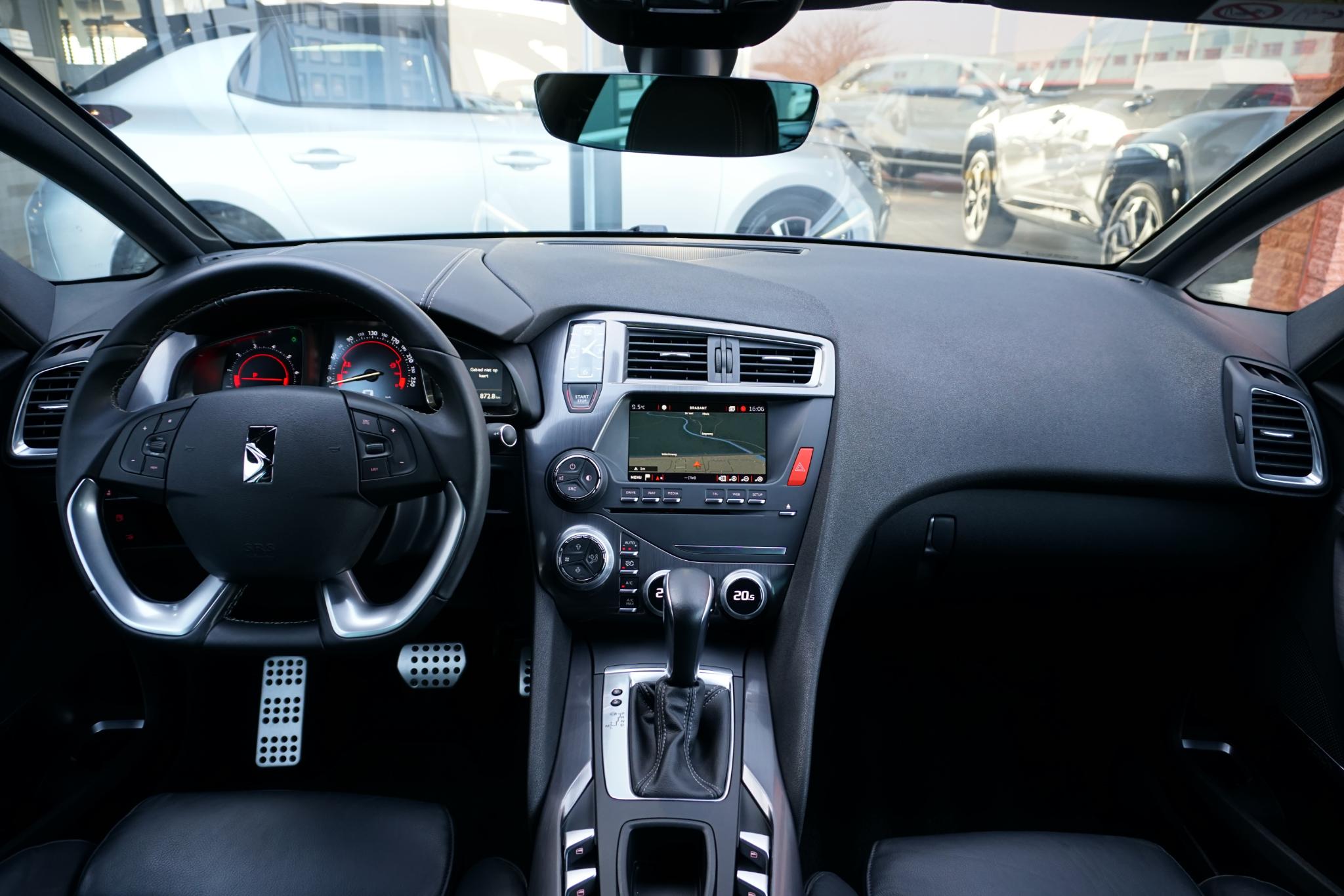 Foto van DS DS 5