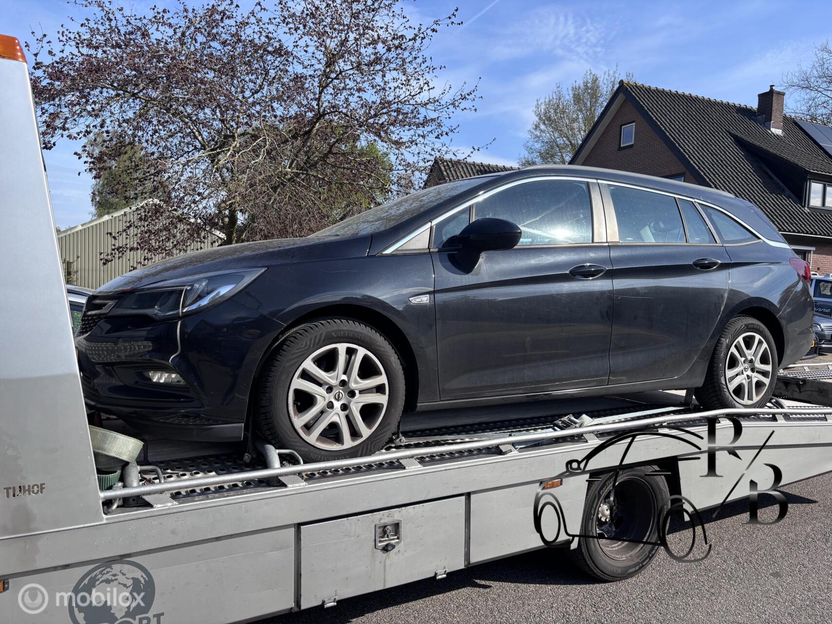 Opel Astra Sports Tourer 1.6 CDTI Edition KETTING DEFECT 2016 - voorkant