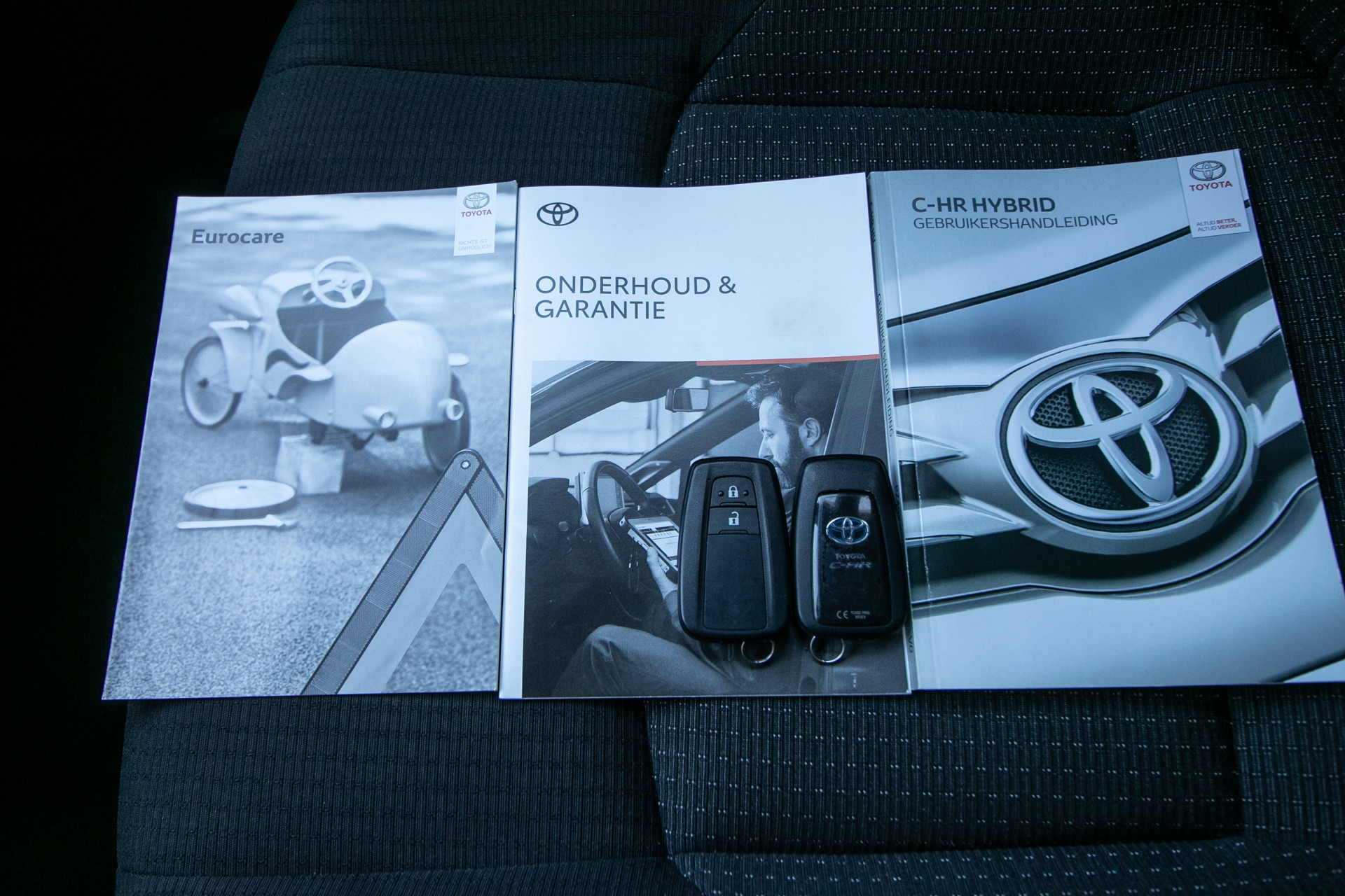 Foto van Toyota Toyota C-hr