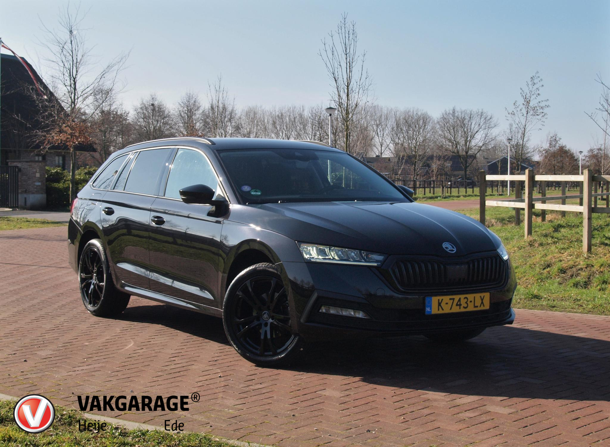 Skoda Octavia 1.0 e-TSI Business Edition 2021 - voorkant