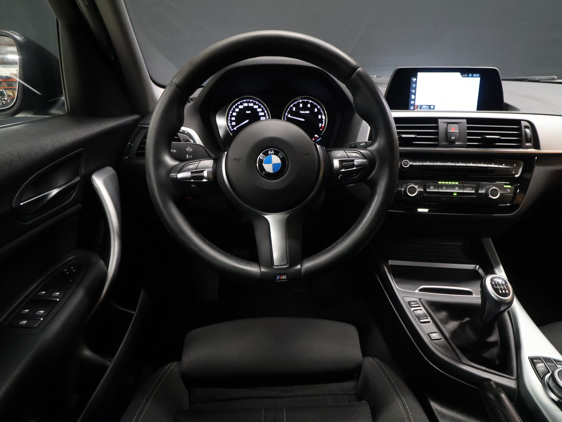 Foto van BMW 118i