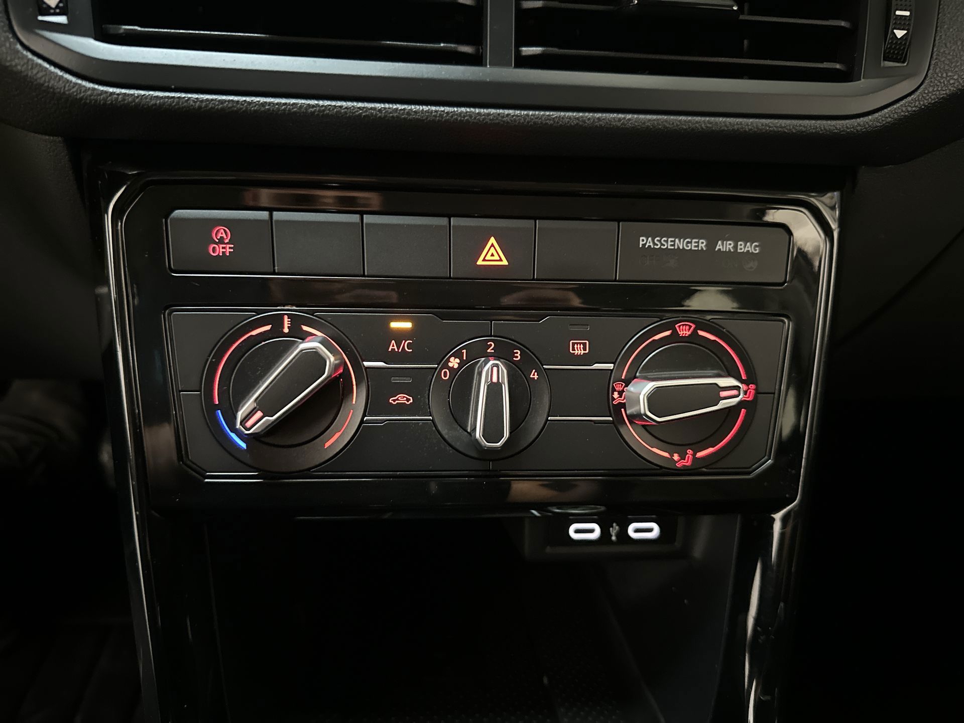 Foto van Volkswagen T-cross