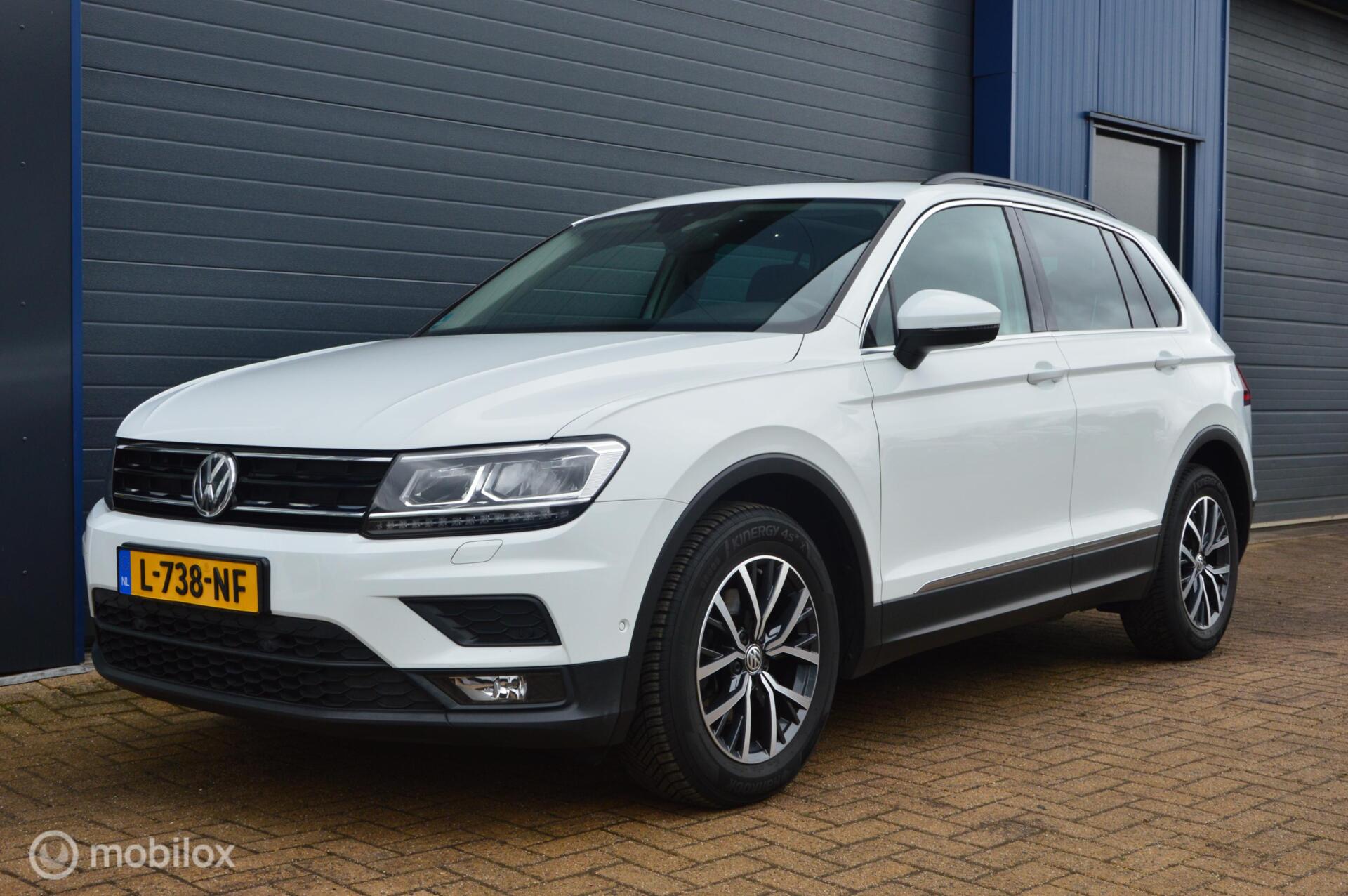 Volkswagen Tiguan 1.5 TSI ACT ,Pano,Virtual,Trekhaak 2020 - voorkant