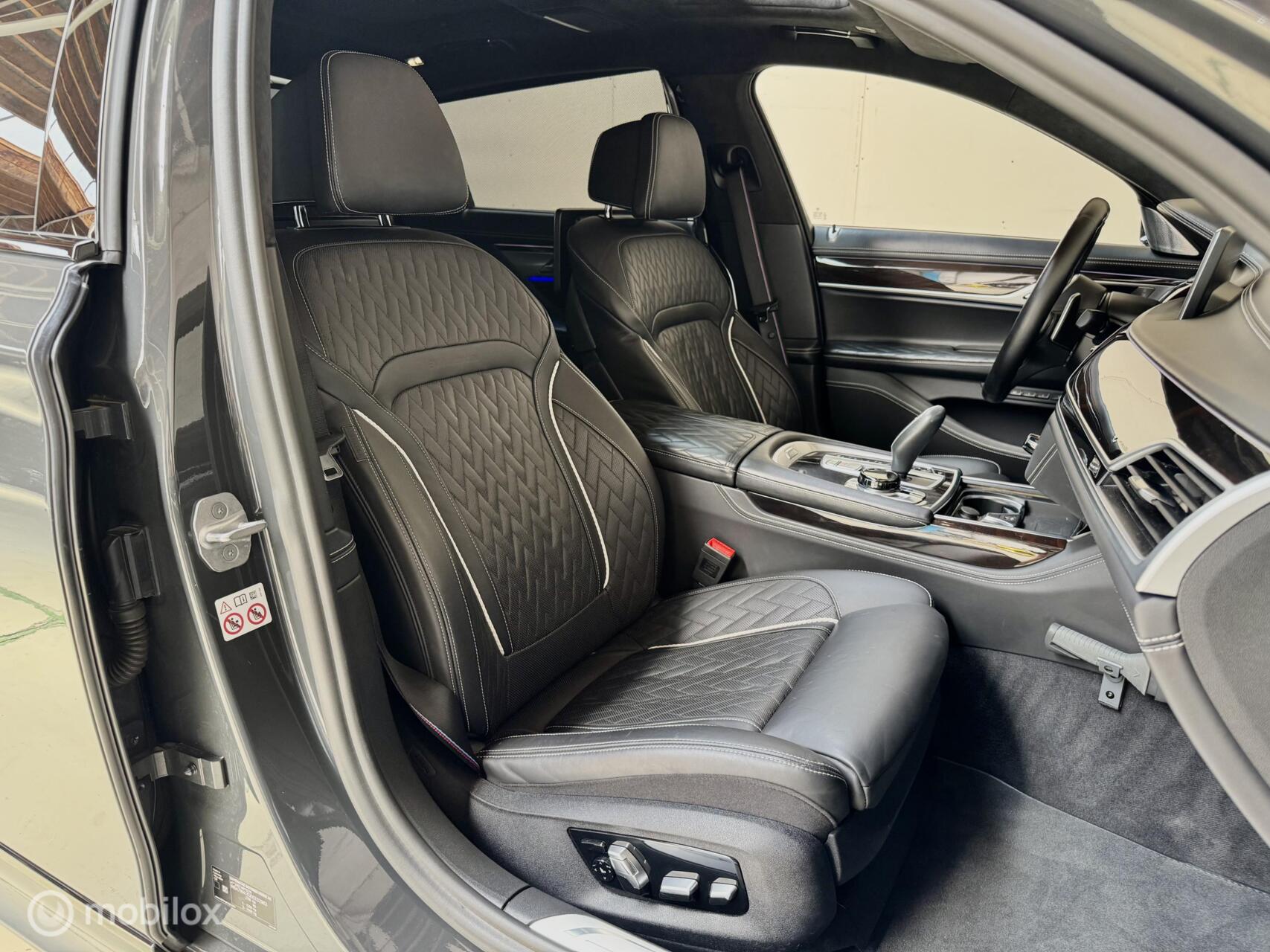 Foto van BMW 745le xDrive