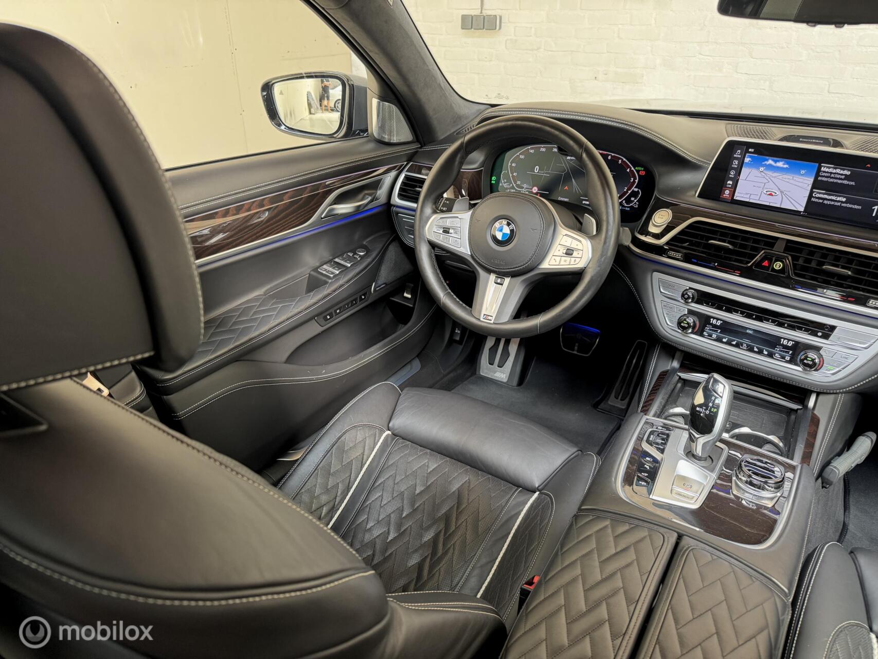 Foto van BMW 745le xDrive