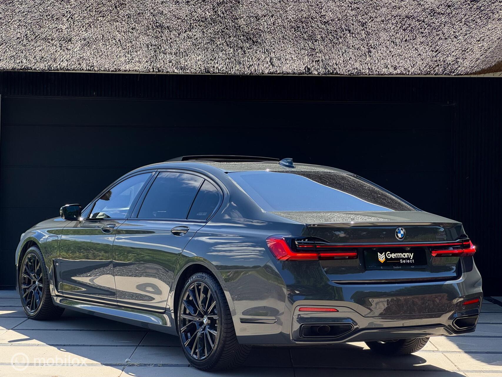 Foto van BMW 745le xDrive