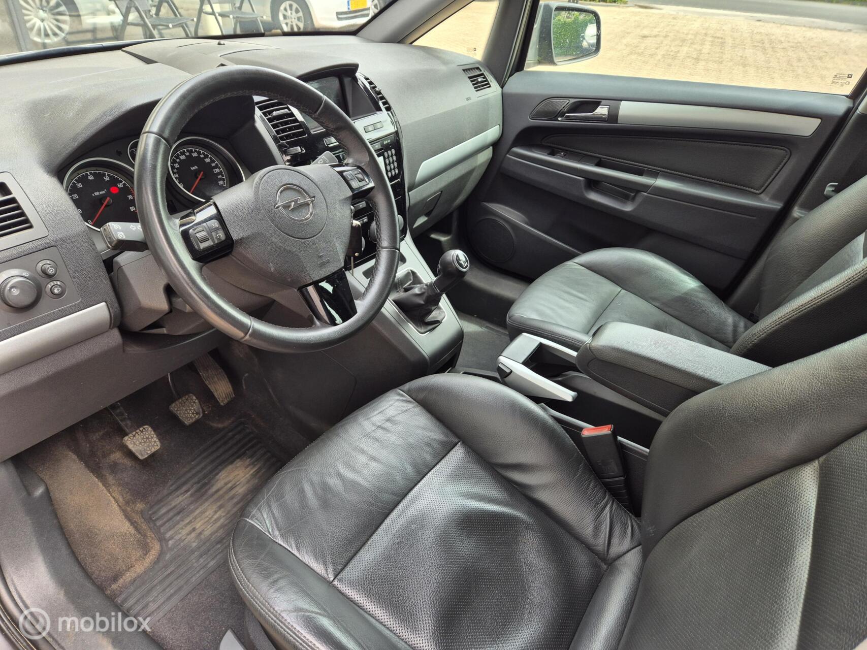 Foto van Opel Zafira