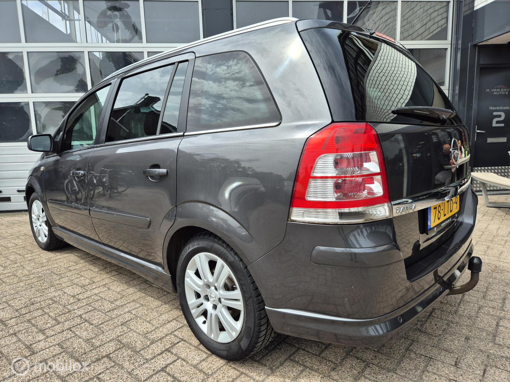 Foto van Opel Zafira