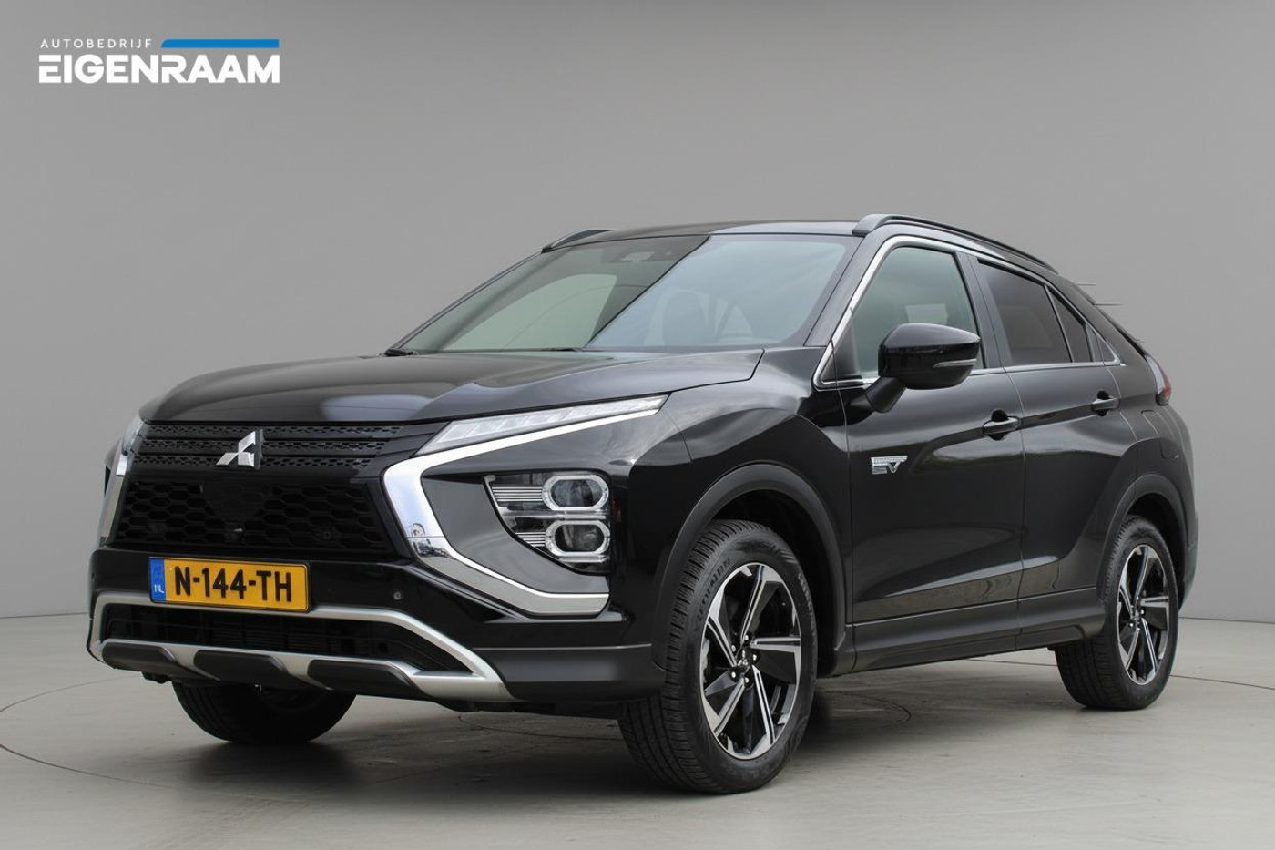 Mitsubishi Mitsubishi Eclipse Cross 2.4 PHEV | Trekhaak | Camera | Zeer luxe 2022 - voorkant