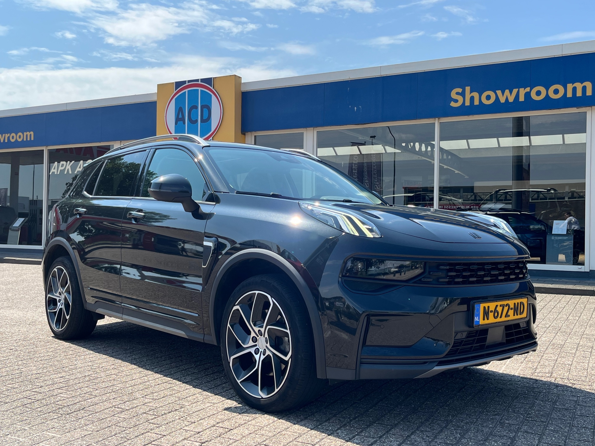 Foto van Lynk&co LYNK & Co 01