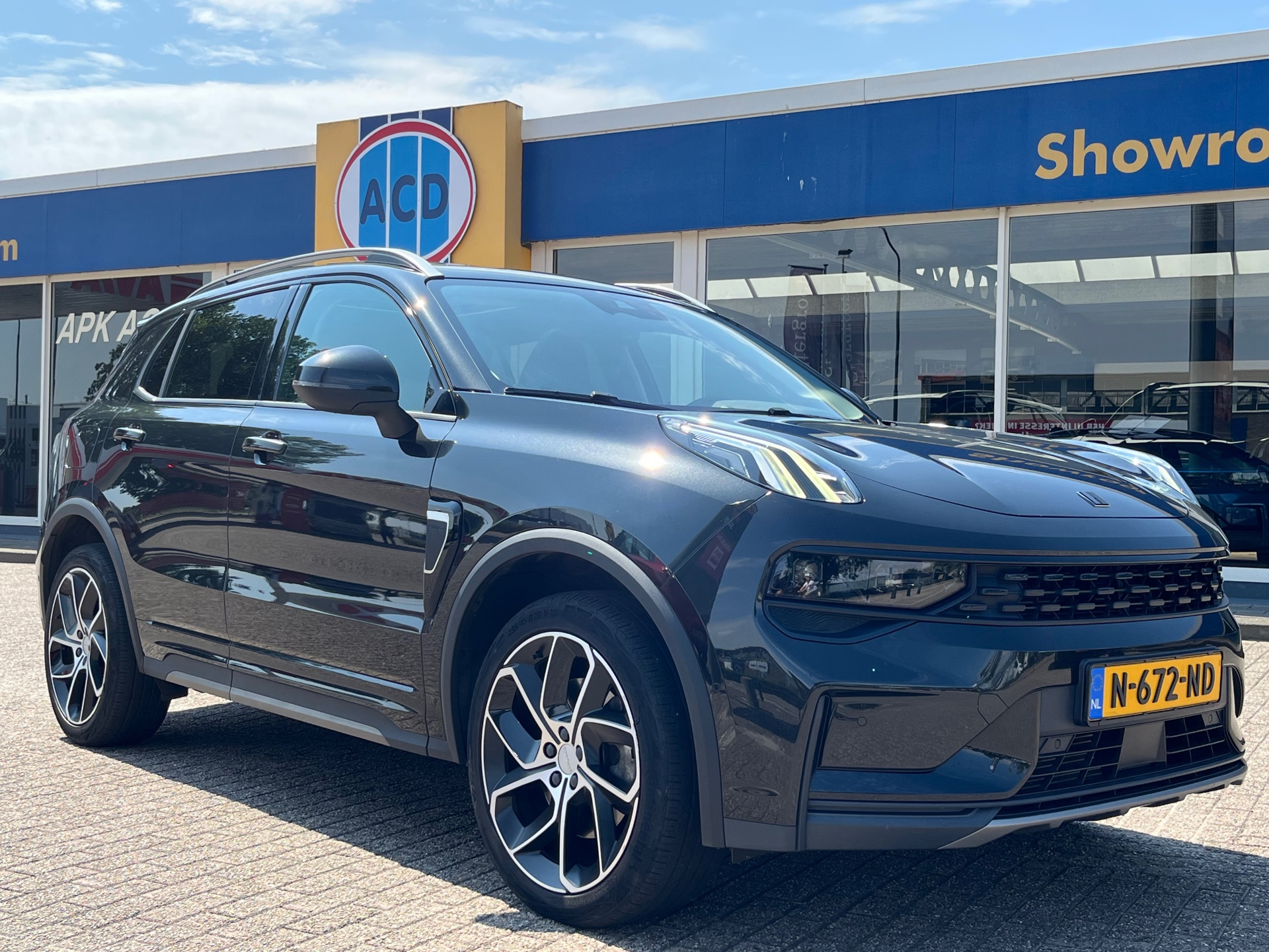 Foto van Lynk&co LYNK & Co 01