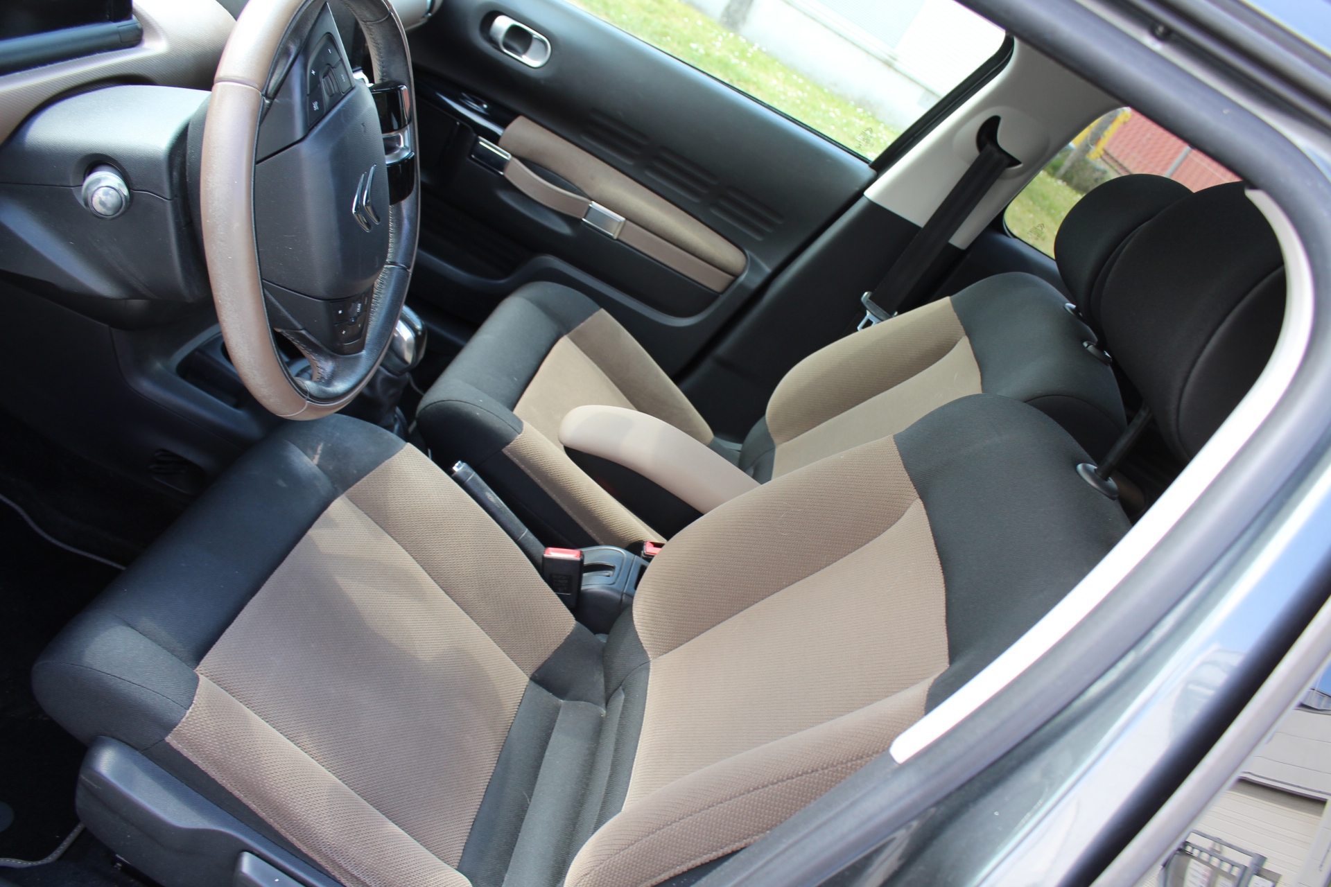 Foto van Citroen C4 Cactus