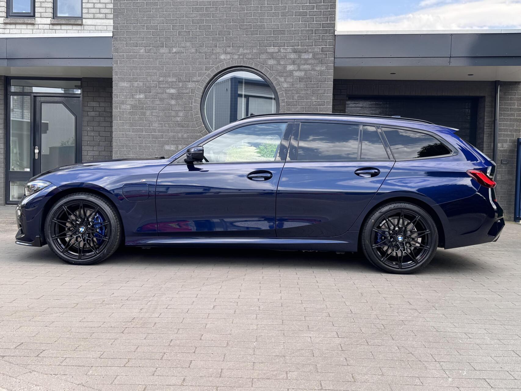 Foto van BMW 330e