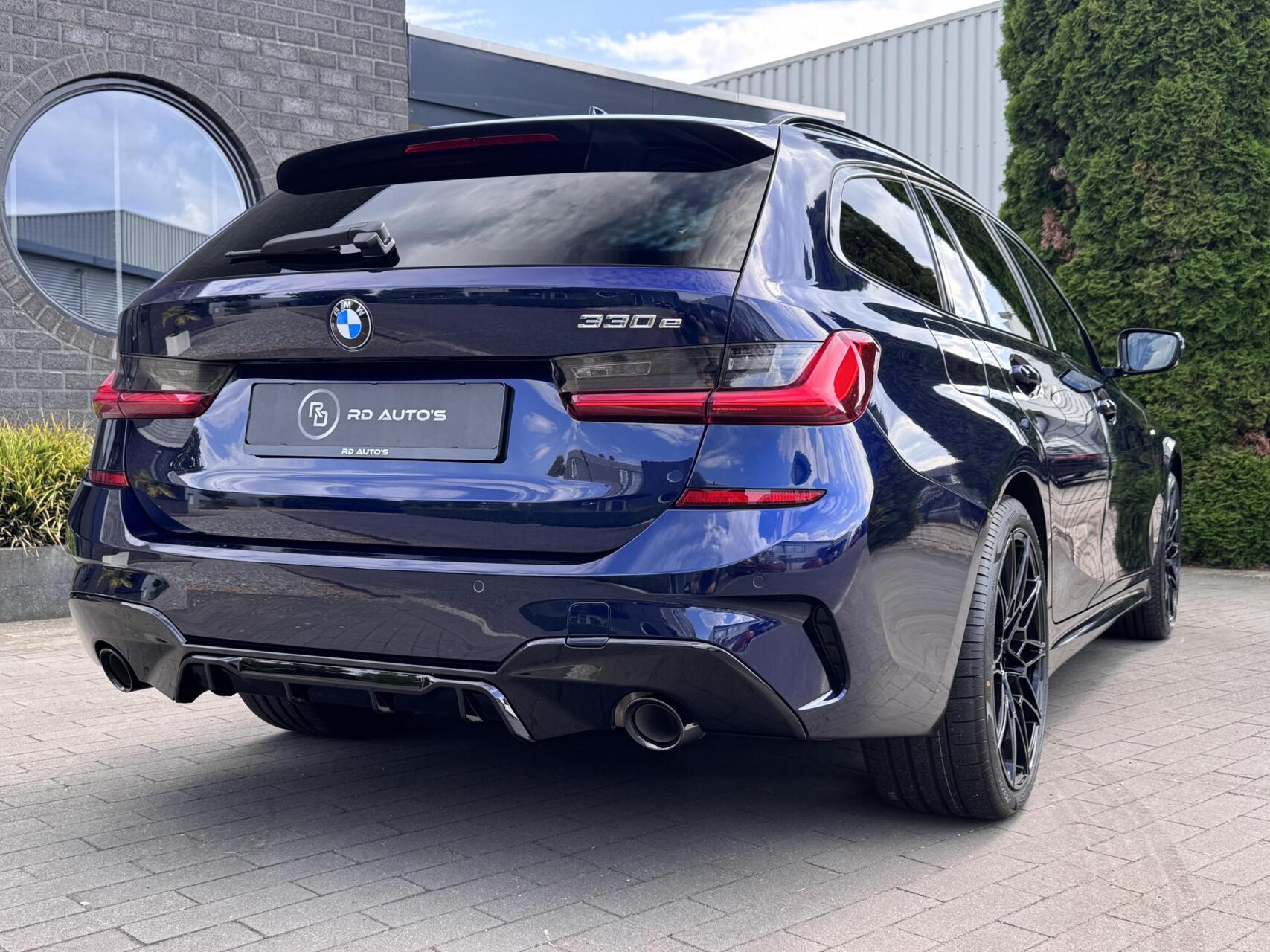 Foto van BMW 330e
