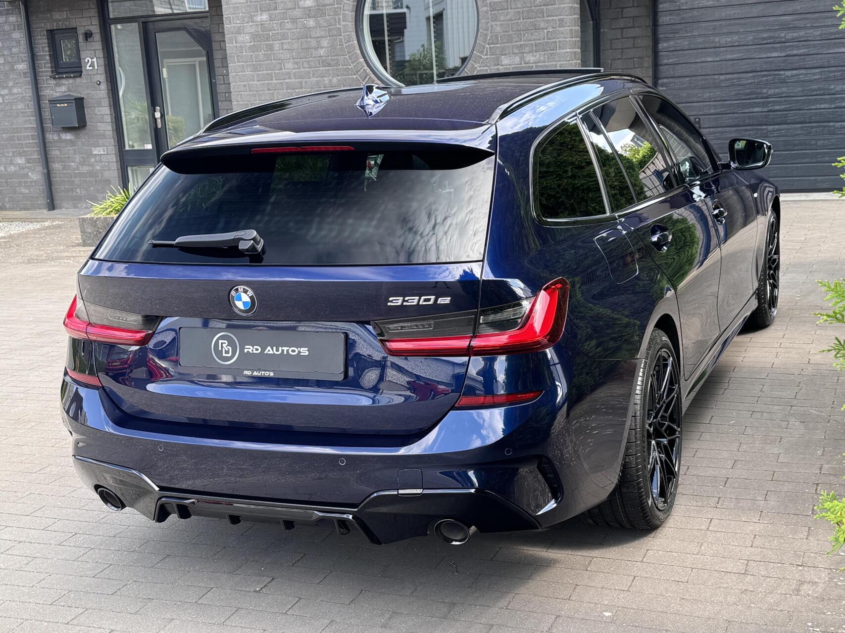 Foto van BMW 330e