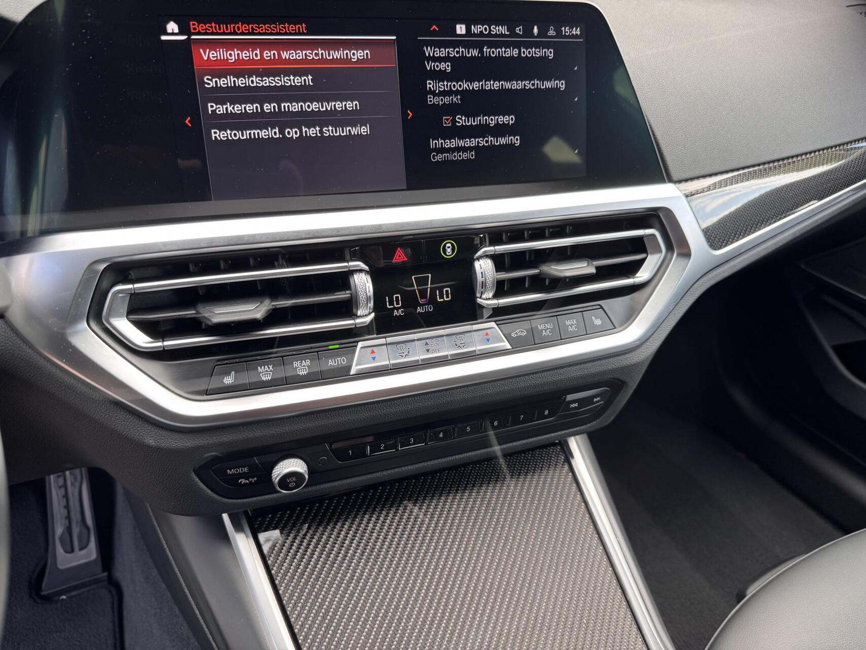 Foto van BMW 330e
