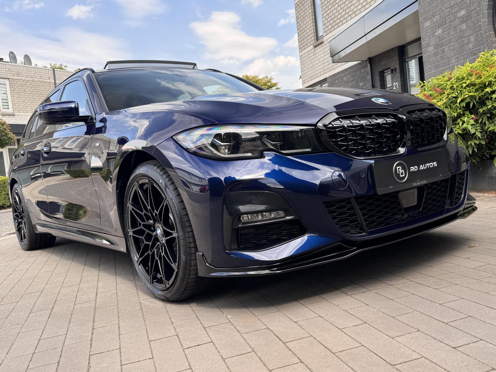 Foto van BMW 330e