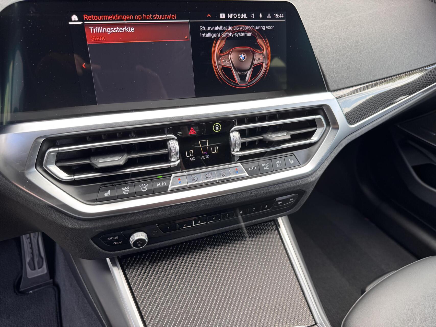 Foto van BMW 330e