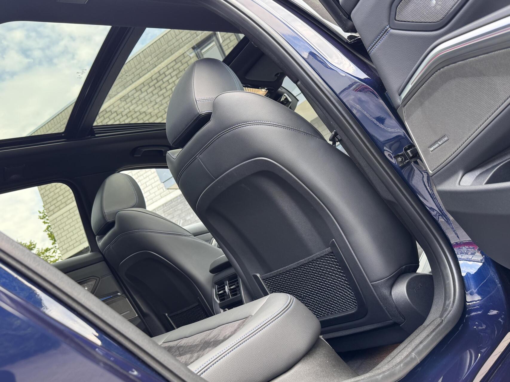 Foto van BMW 330e