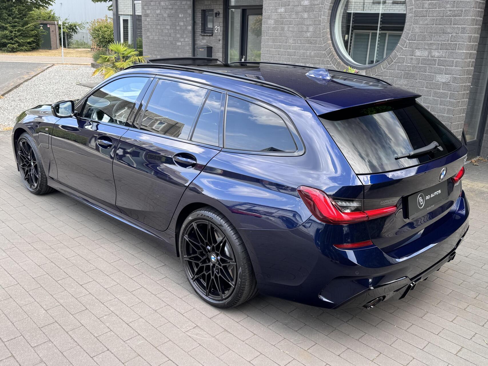 Foto van BMW 330e