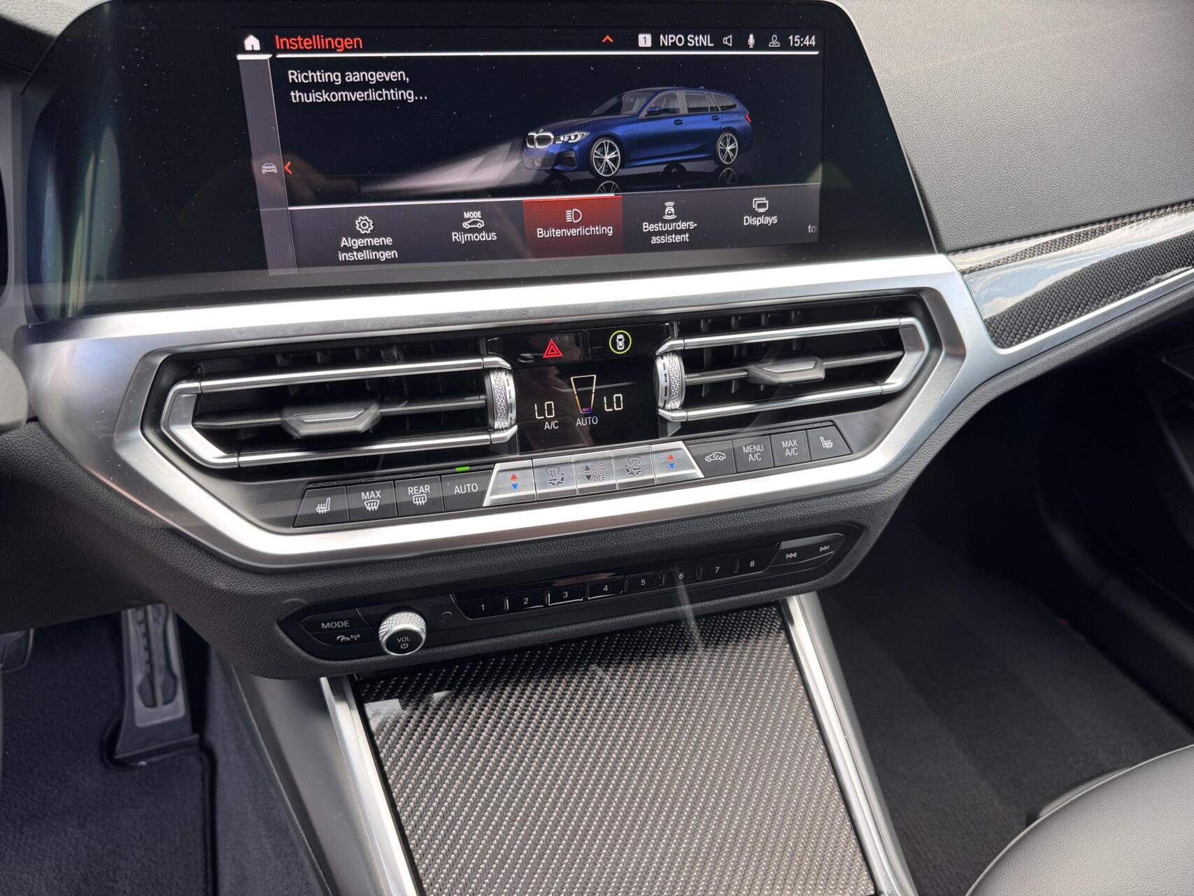 Foto van BMW 330e