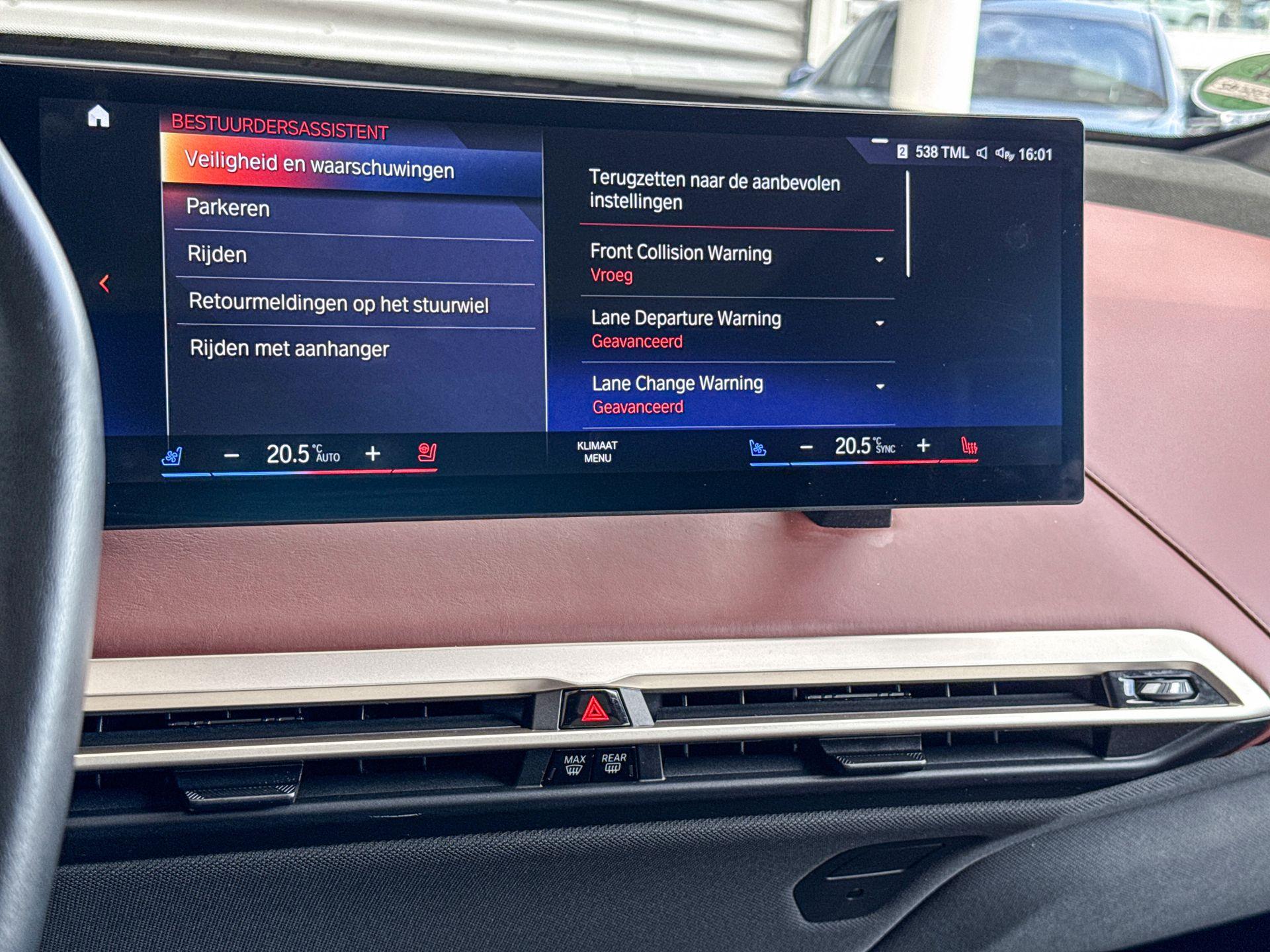 Foto van BMW Ix Xdrive40
