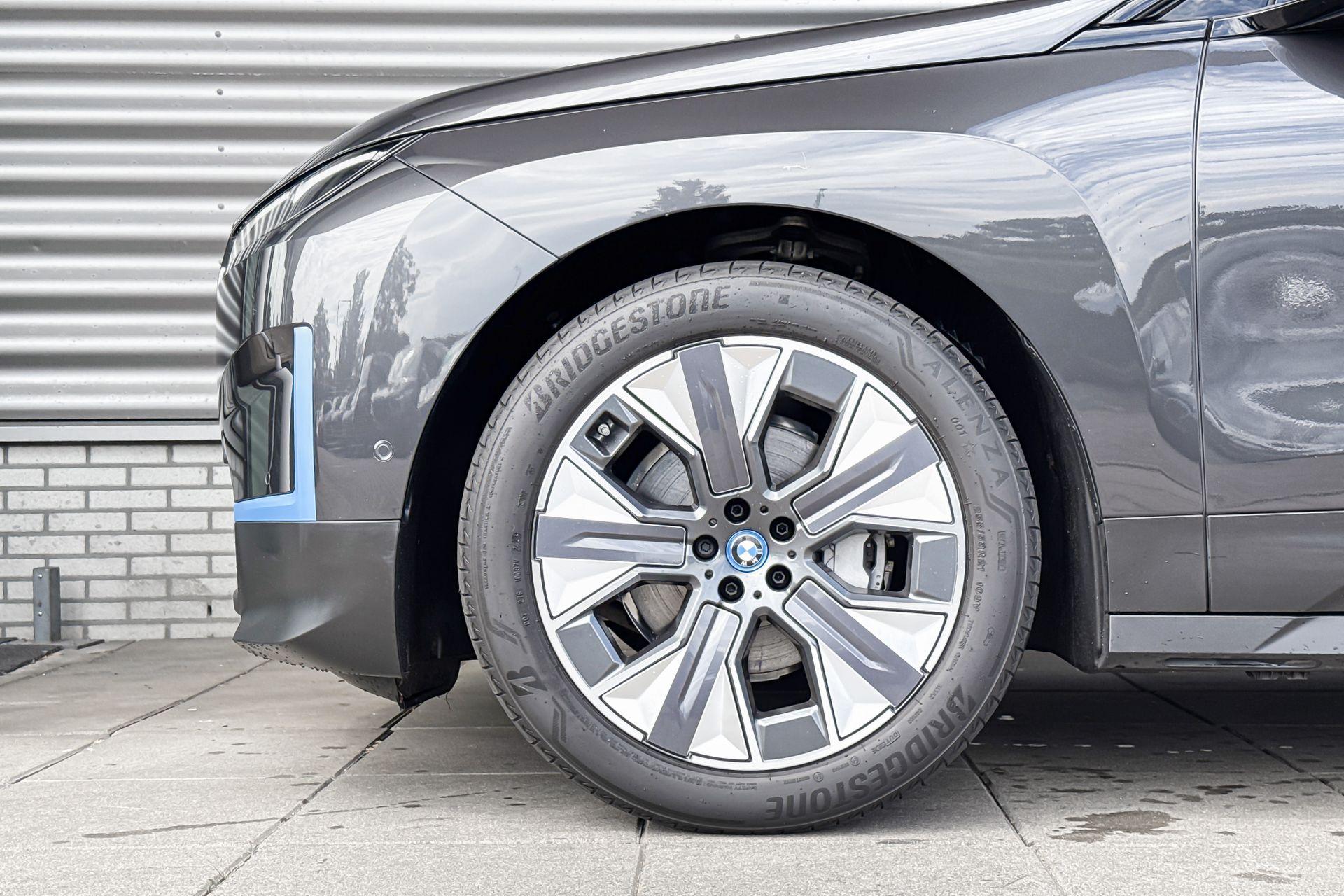 Foto van BMW Ix Xdrive40