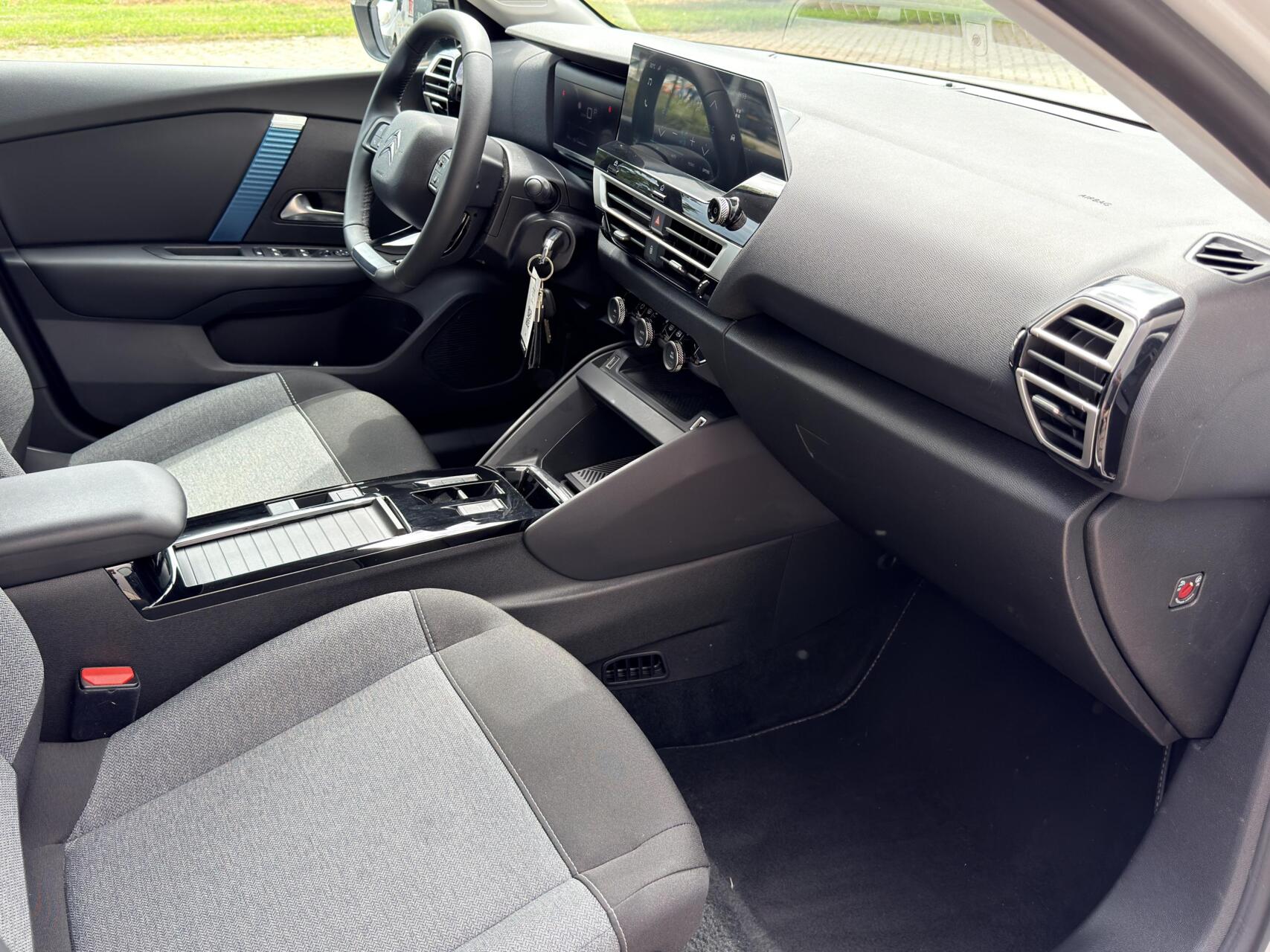 Foto van Citroen E-c4