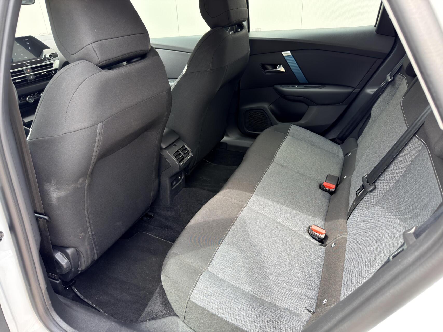 Foto van Citroen E-c4