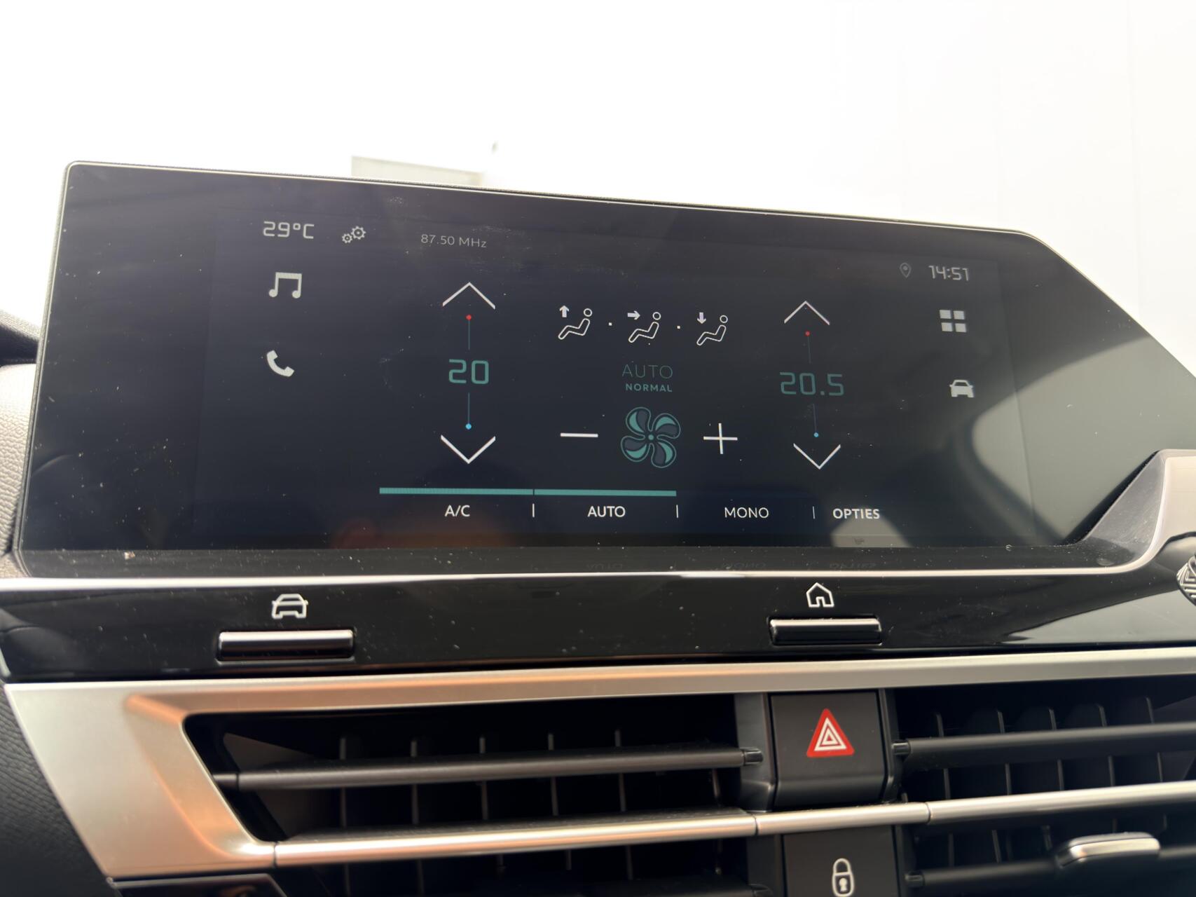 Foto van Citroen E-c4