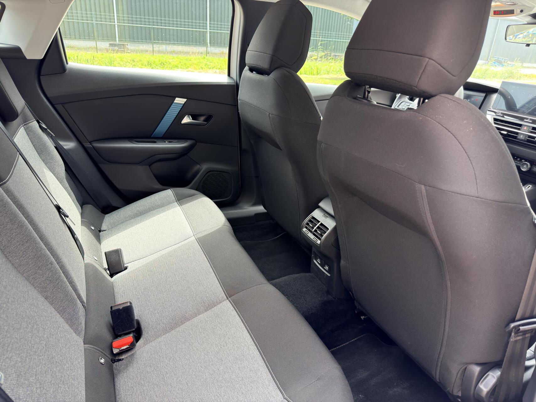 Foto van Citroen E-c4