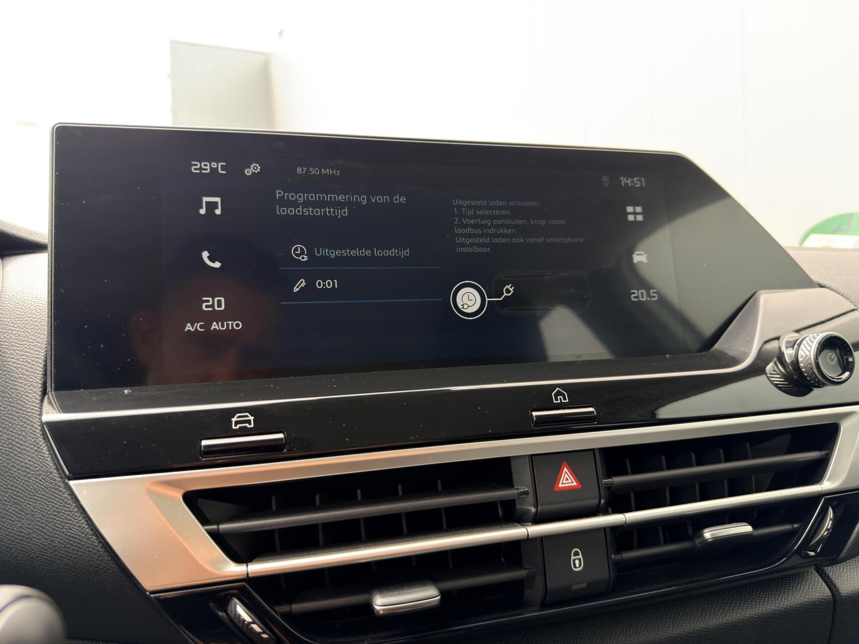 Foto van Citroen E-c4