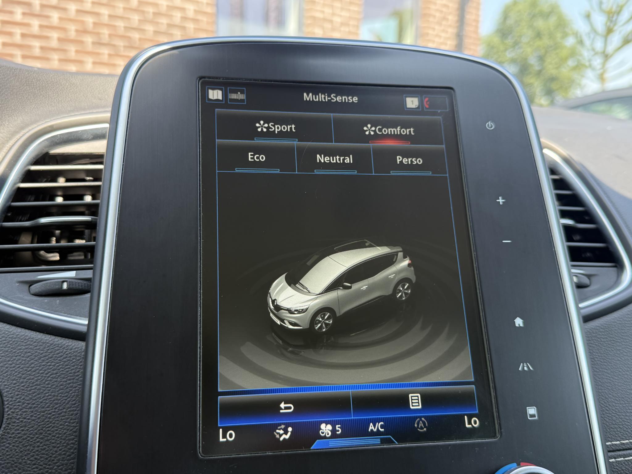 Foto van Renault Scenic