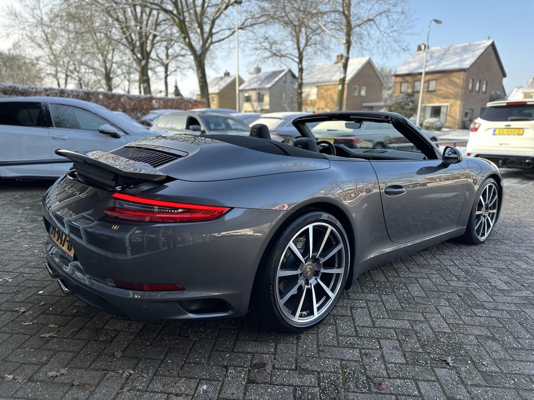 Foto van Porsche 911 Carrera
