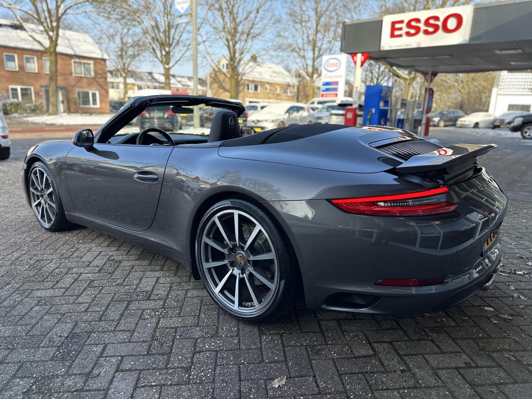 Foto van Porsche 911 Carrera