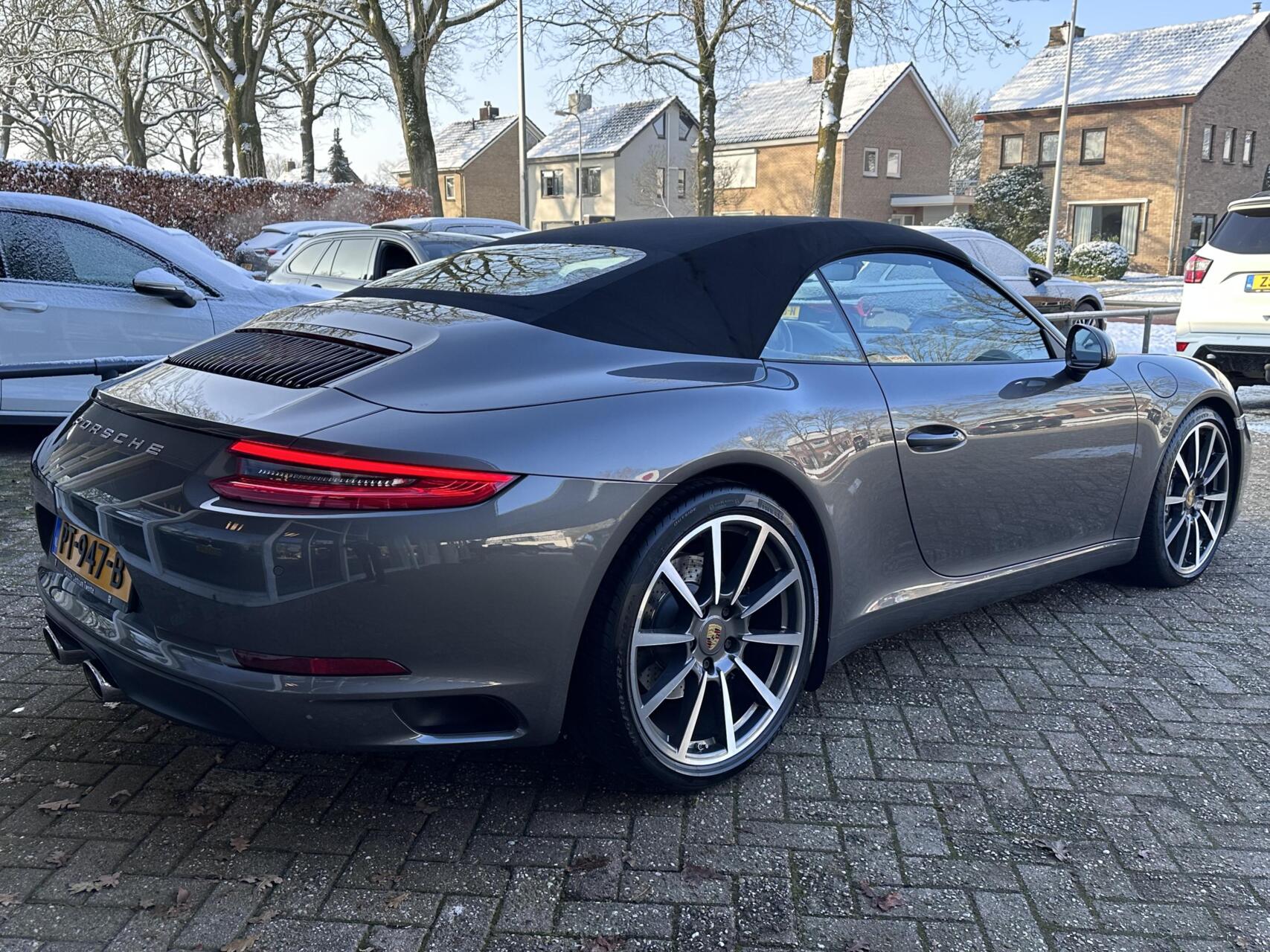Foto van Porsche 911 Carrera