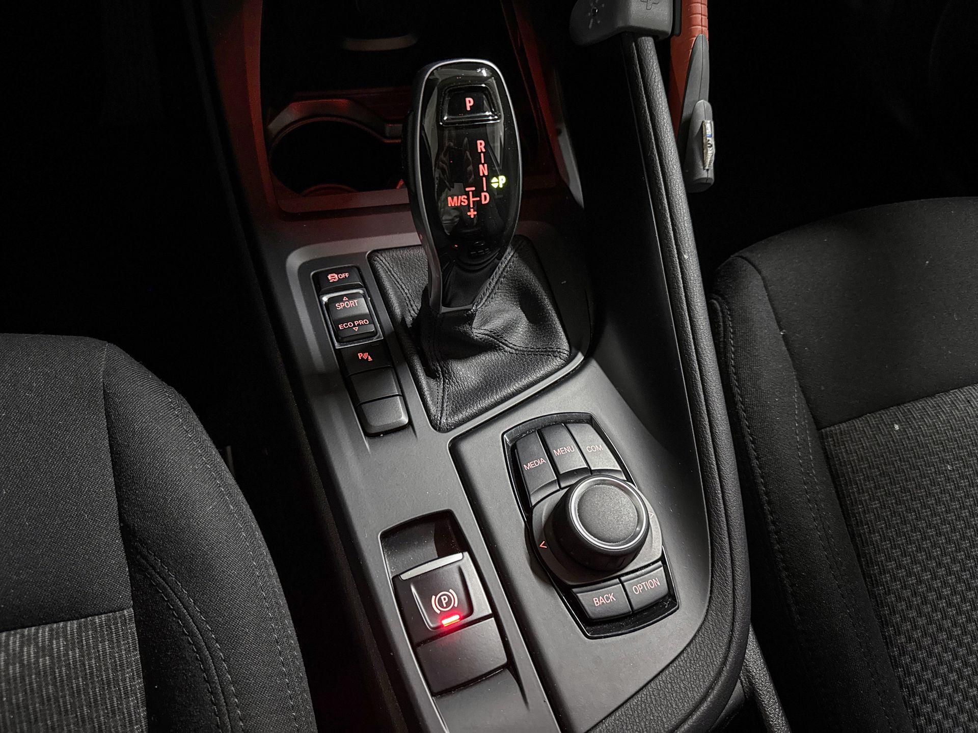 Foto van BMW X1 Sdrive20i