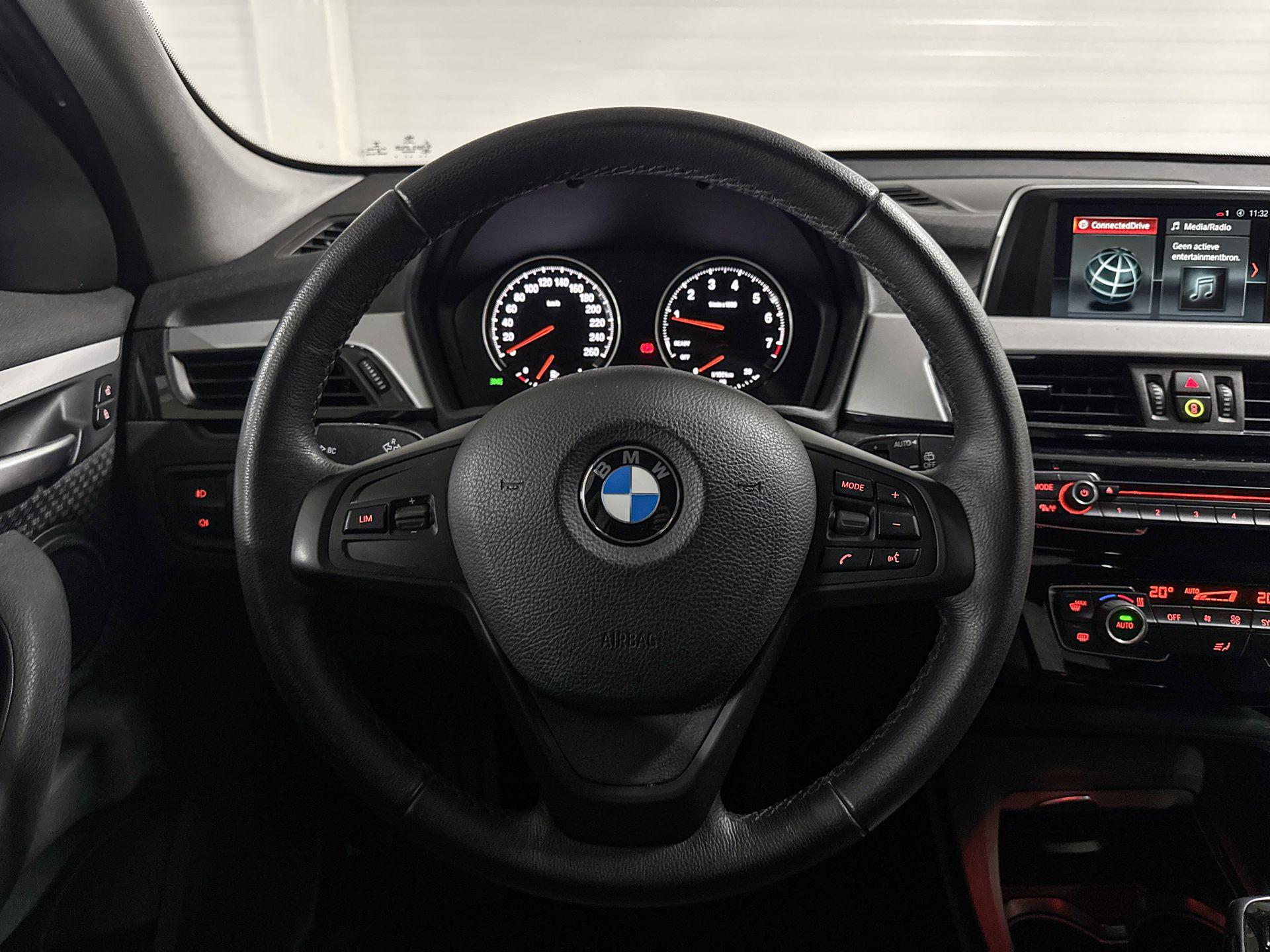 Foto van BMW X1 Sdrive20i